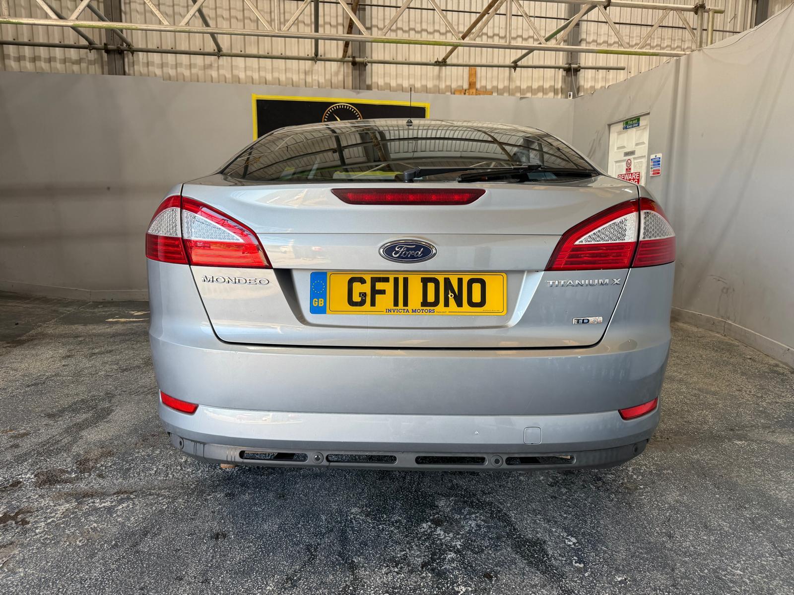 Ford Mondeo 2.0 TDCi Titanium X Hatchback 5dr Diesel Powershift Euro 5 (163 ps)