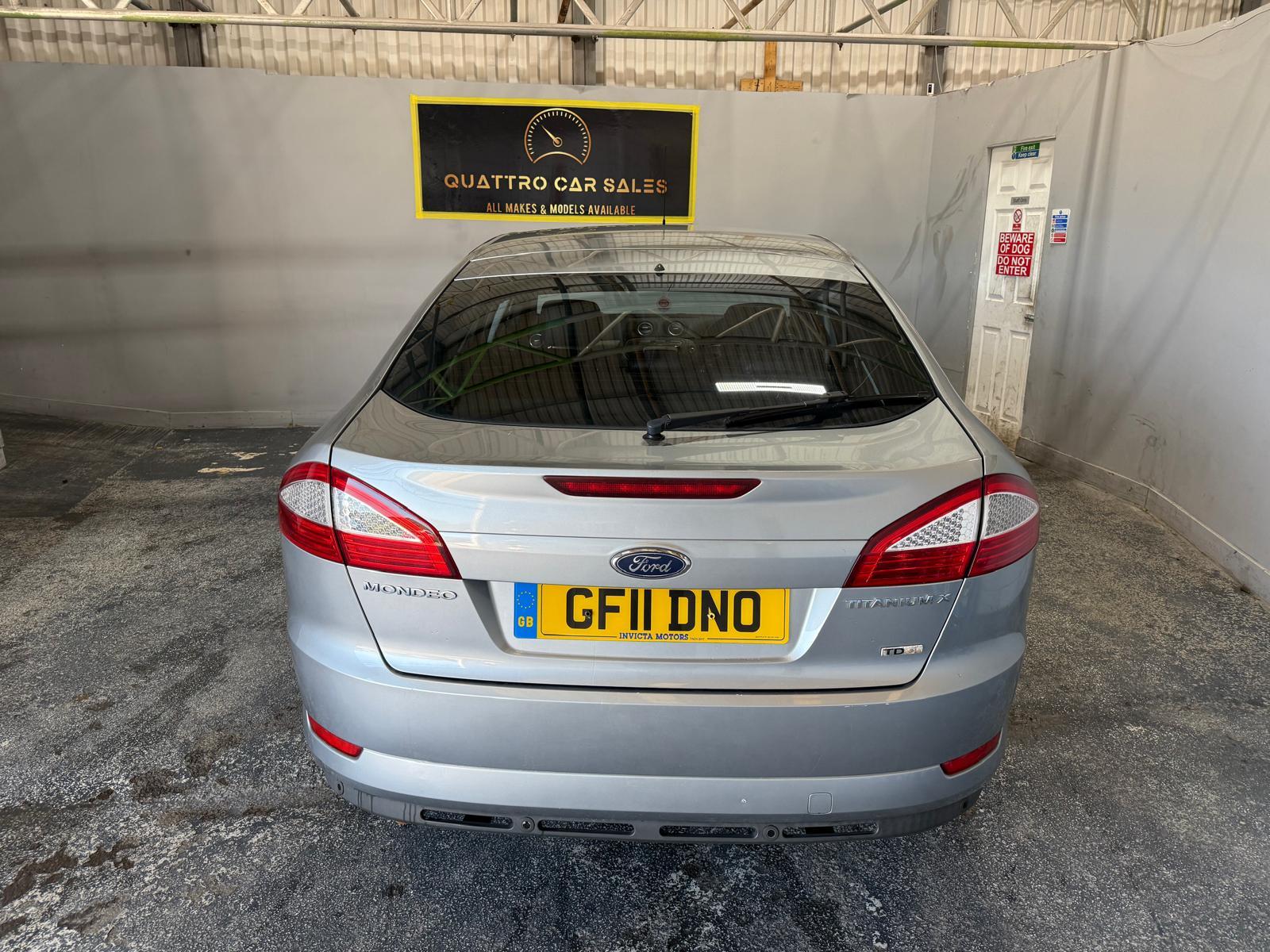 Ford Mondeo 2.0 TDCi Titanium X Hatchback 5dr Diesel Powershift Euro 5 (163 ps)