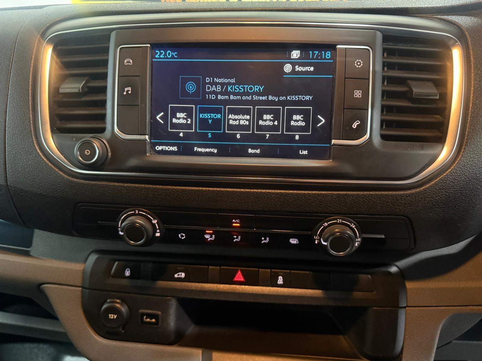 Peugeot Expert 2.0 BlueHDi 1400 Professional Plus Standard Panel Van 6dr Diesel Manual MWB Euro 6 (s/s) (120 ps)