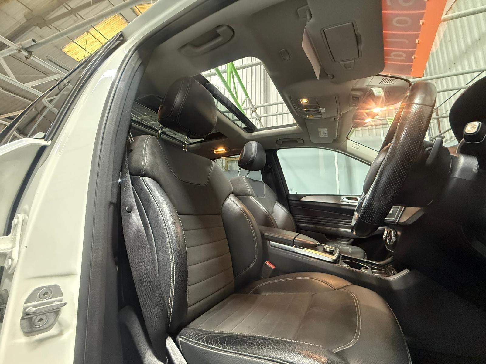 Mercedes-Benz M Class 3.0 ML350 V6 BlueTEC AMG Line SUV 5dr Diesel G-Tronic 4WD Euro 6 (s/s) (258 ps)