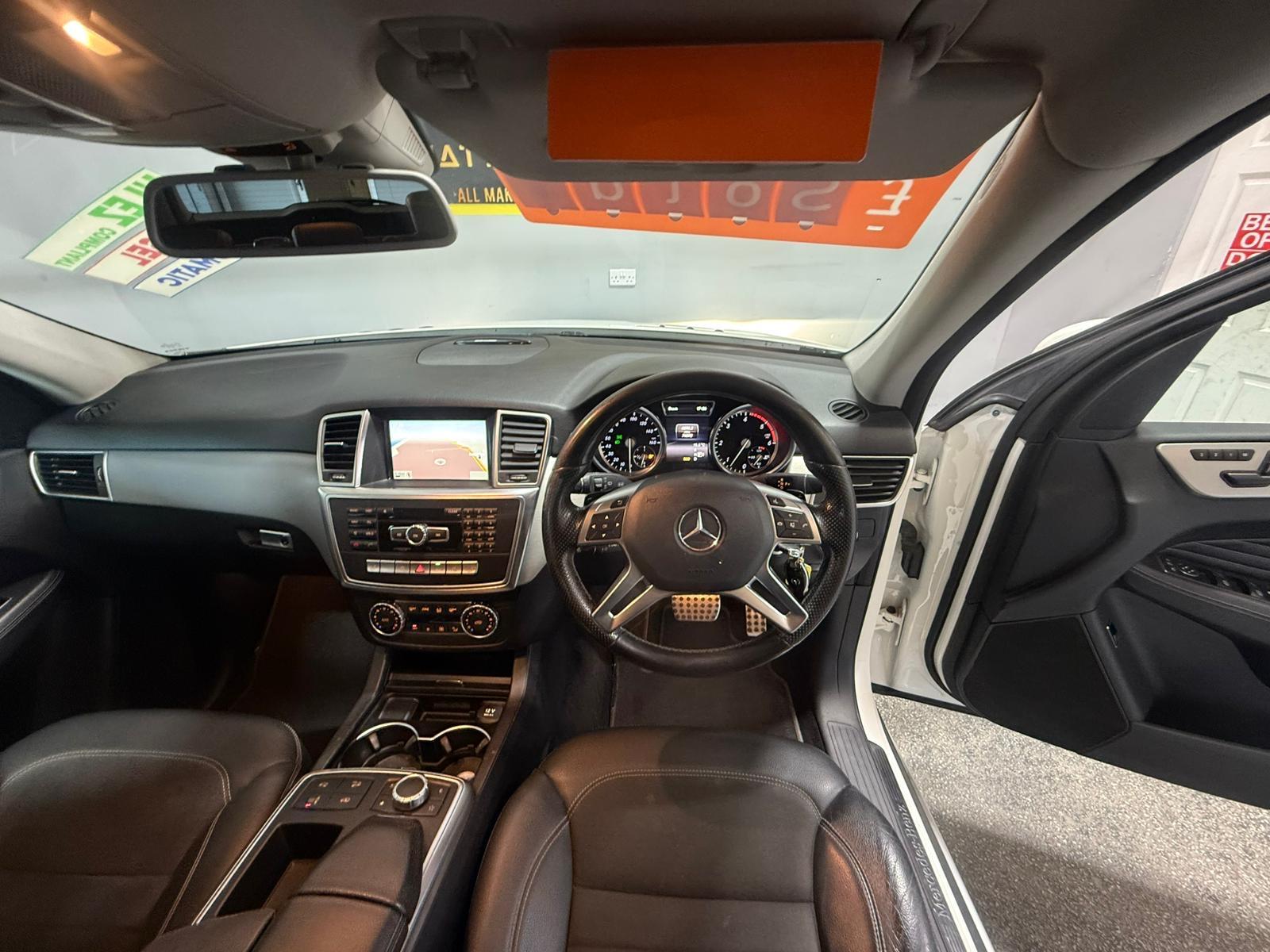 Mercedes-Benz M Class 3.0 ML350 V6 BlueTEC AMG Line SUV 5dr Diesel G-Tronic 4WD Euro 6 (s/s) (258 ps)