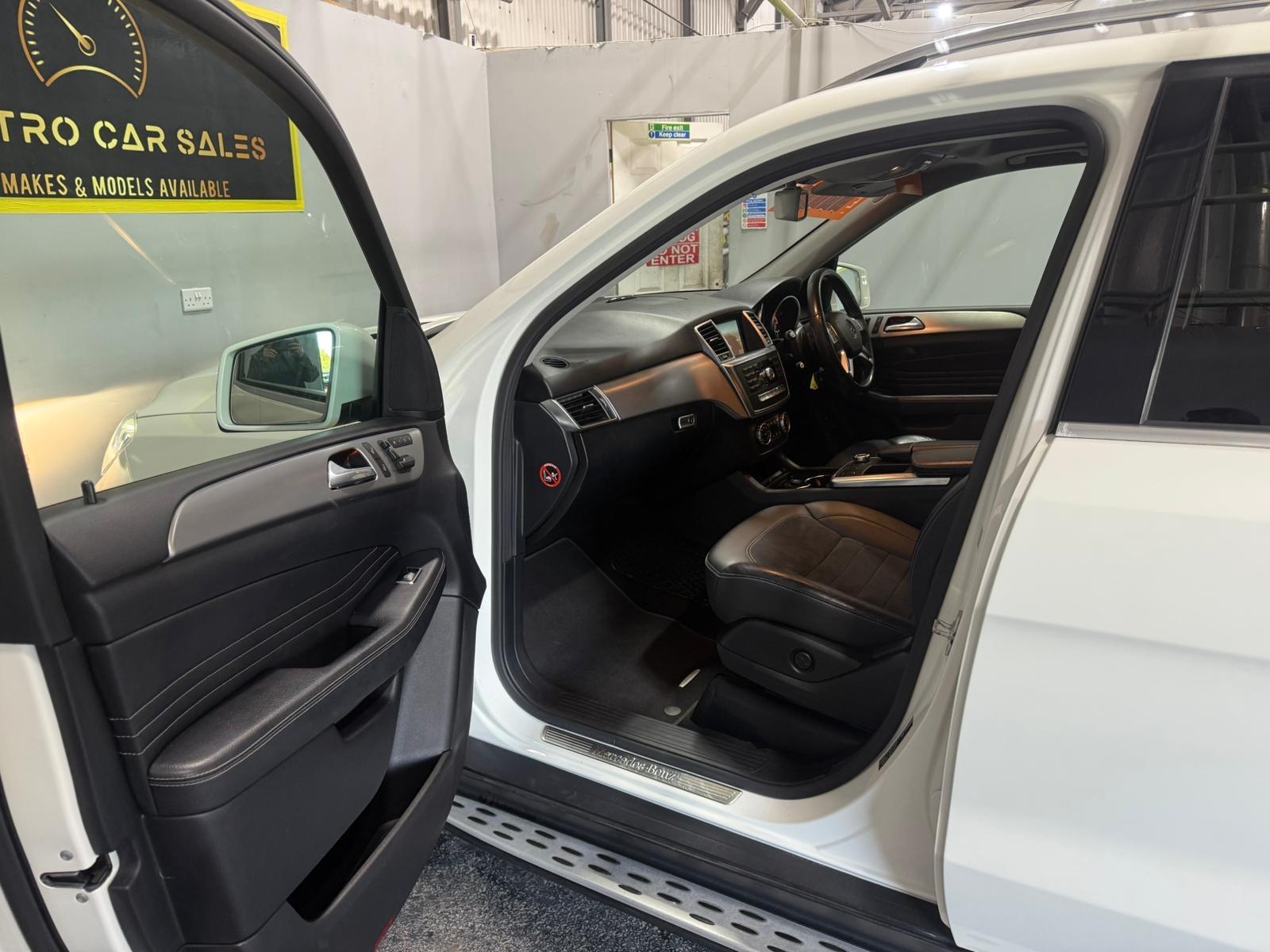 Mercedes-Benz M Class 3.0 ML350 V6 BlueTEC AMG Line SUV 5dr Diesel G-Tronic 4WD Euro 6 (s/s) (258 ps)