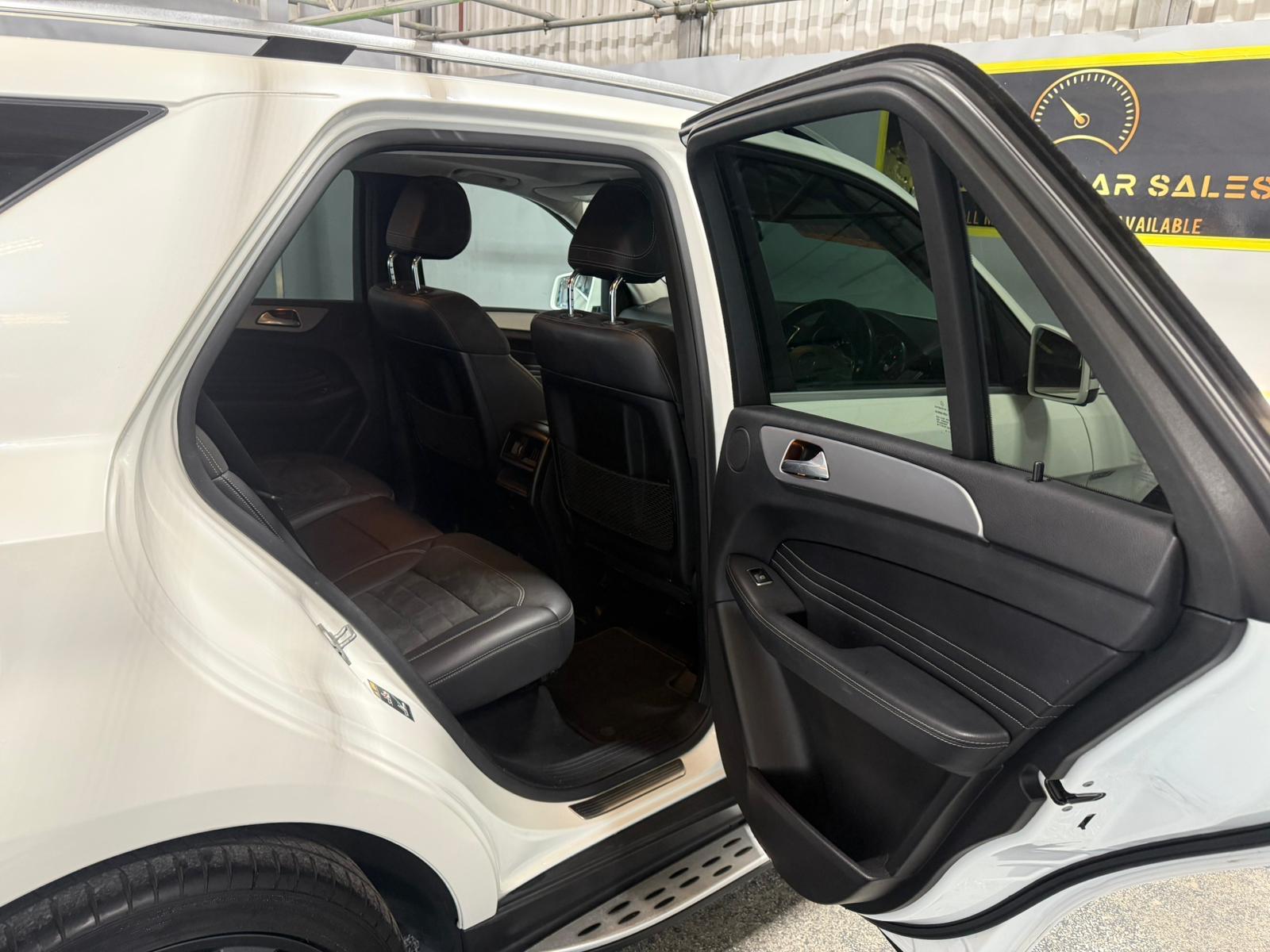 Mercedes-Benz M Class 3.0 ML350 V6 BlueTEC AMG Line SUV 5dr Diesel G-Tronic 4WD Euro 6 (s/s) (258 ps)