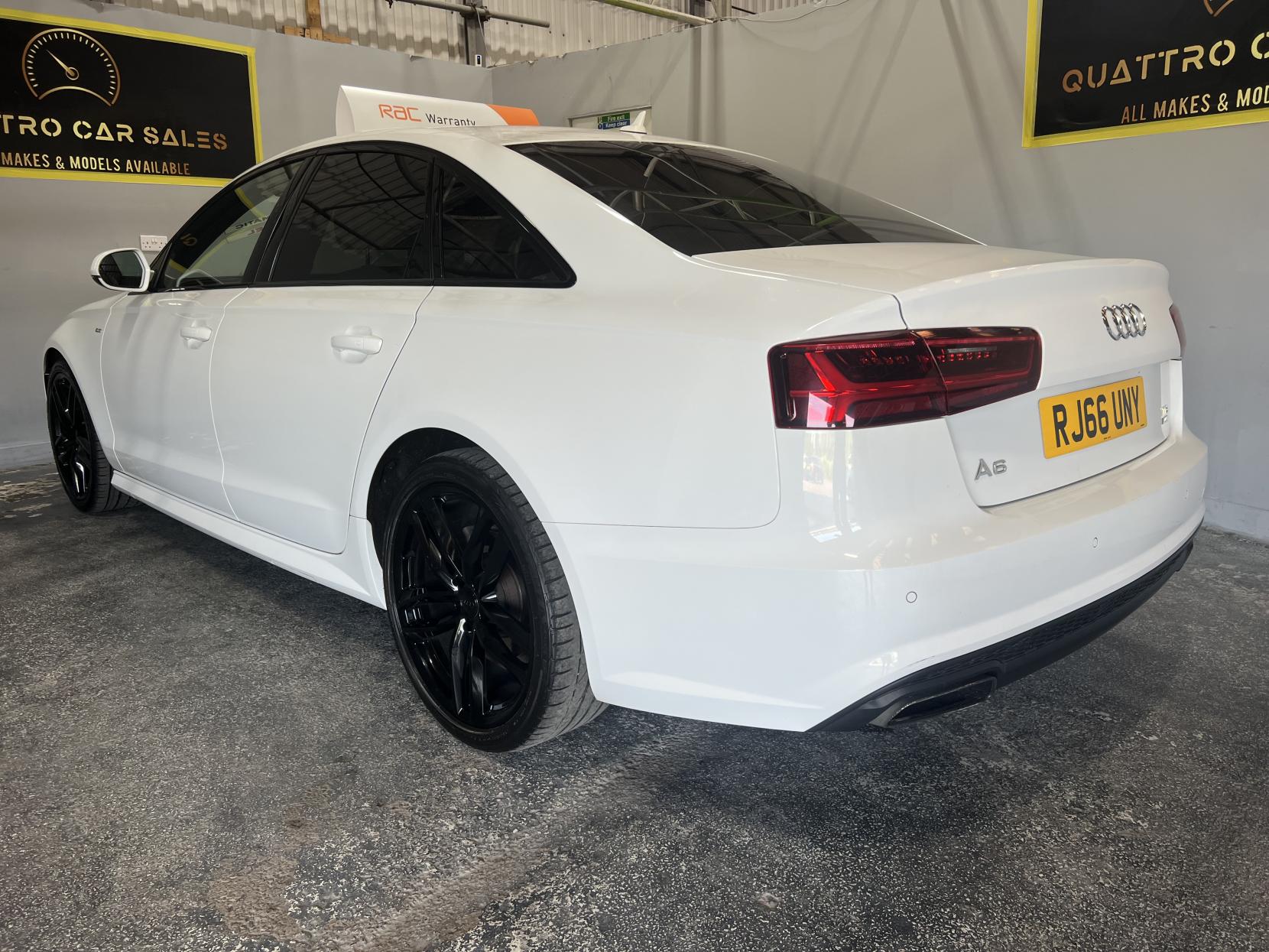 Audi A6 Saloon 2.0 TDI ultra Black Edition Saloon 4dr Diesel S Tronic Euro 6 (s/s) (190 ps)