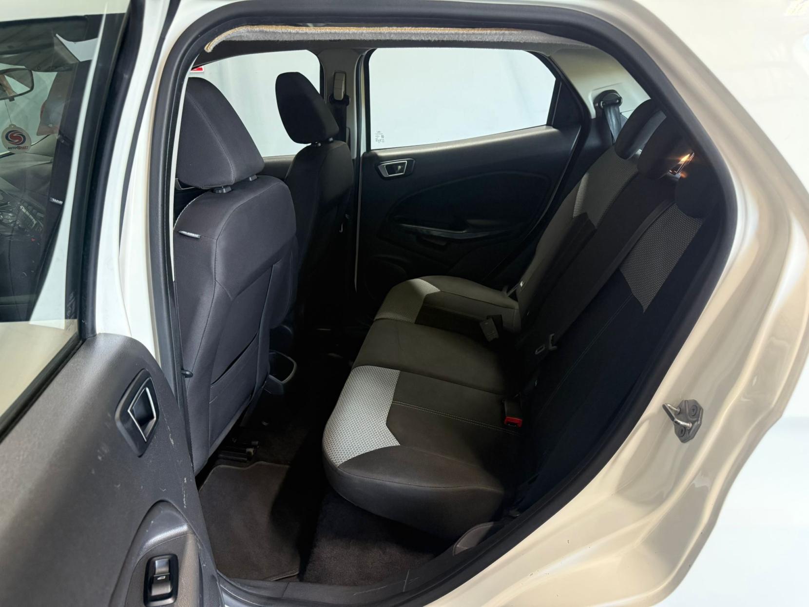 Ford EcoSport 1.5 TDCi Titanium SUV 5dr Diesel Manual 2WD Euro 5 (90 ps)
