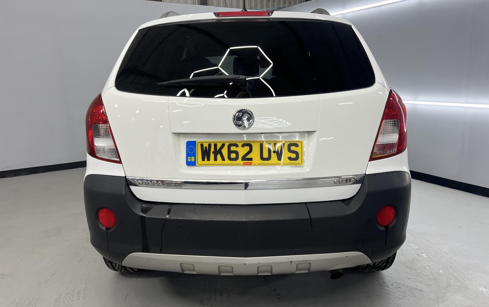 Vauxhall Antara 2.2 CDTi SE SUV 5dr Diesel Auto 4WD Euro 5 (SNav) (163 ps)
