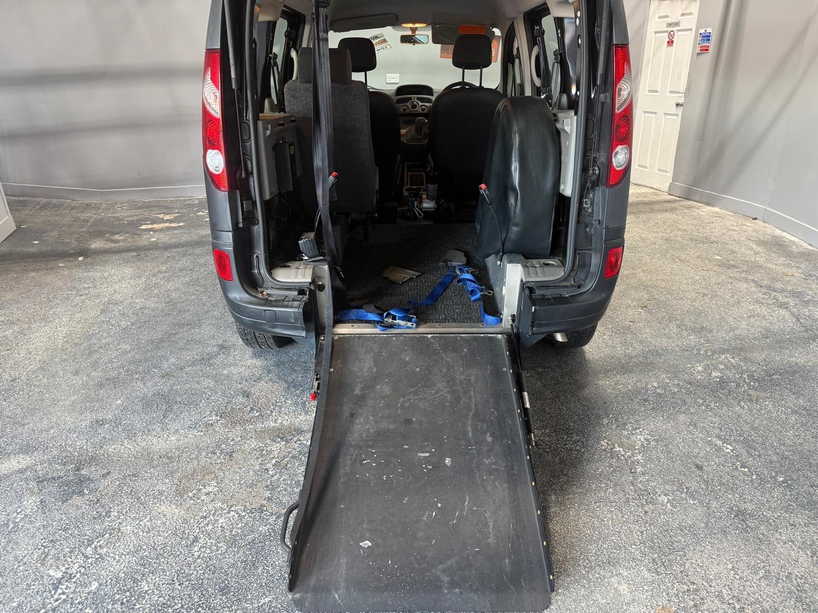 Renault Kangoo 1.6 16V Disabled adapted with ramp