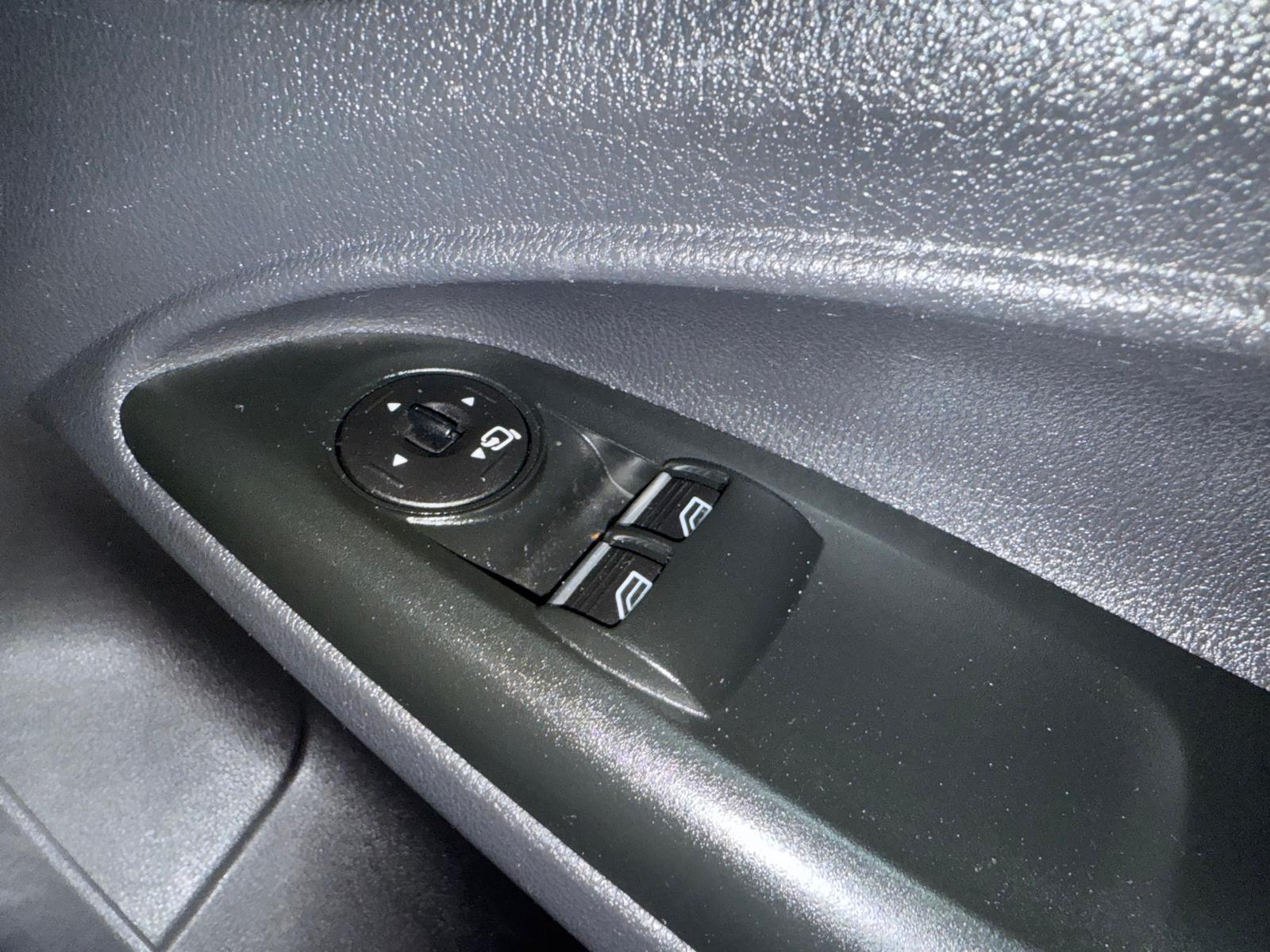 Ford Transit Connect 1.5 TDCi 200 Trend Panel Van 5dr Diesel Manual L1 H1 (119 g/km, 118 bhp)