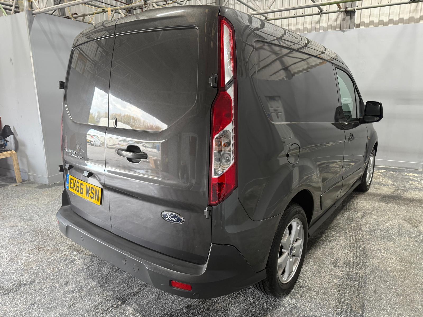 Ford Transit Connect 1.5 TDCi 200 Trend Panel Van 5dr Diesel Manual L1 H1 (119 g/km, 118 bhp)