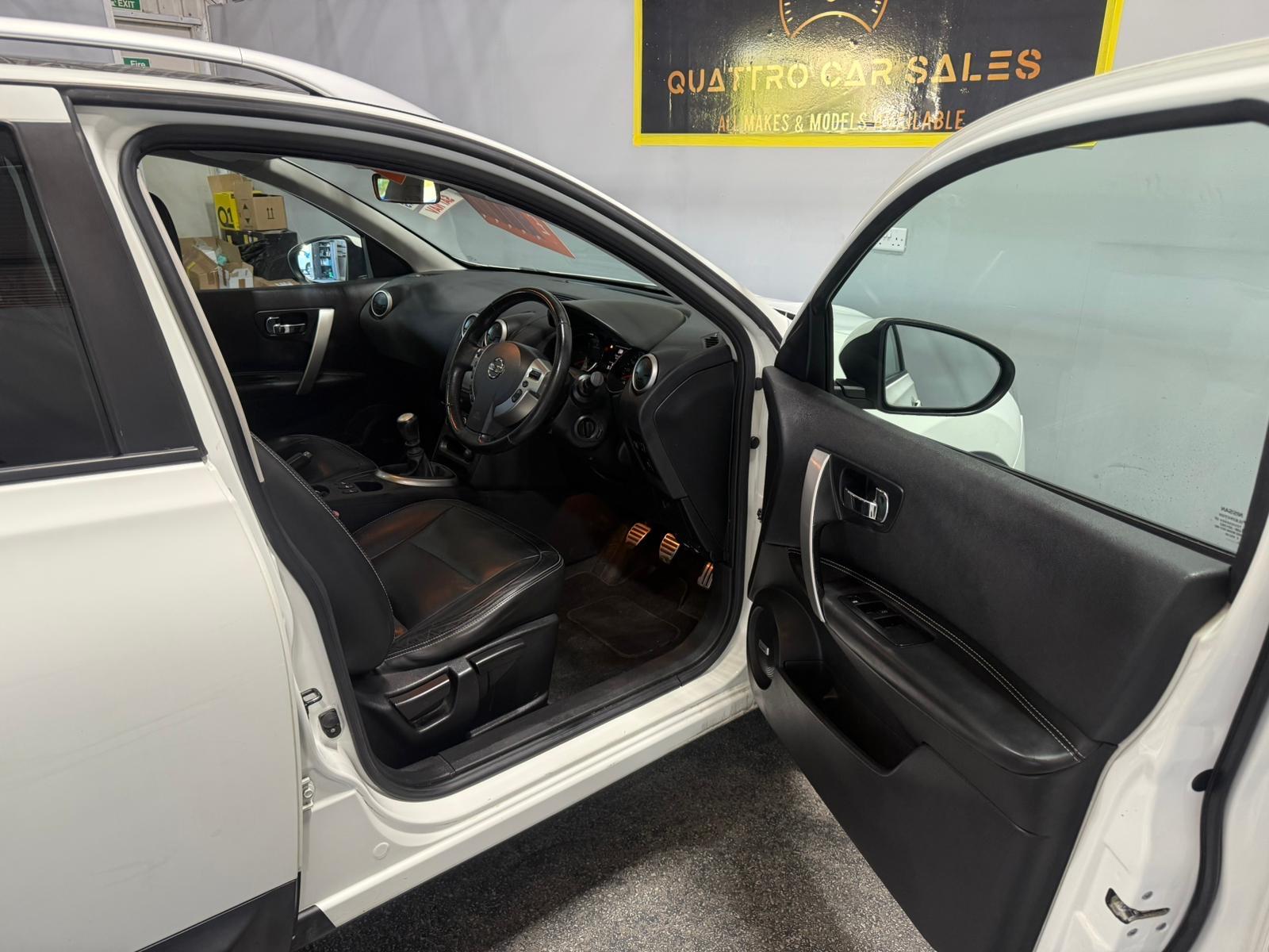 Nissan Qashqai 1.5 dCi Tekna SUV 5dr Diesel Manual 2WD Euro 5 (110 ps)