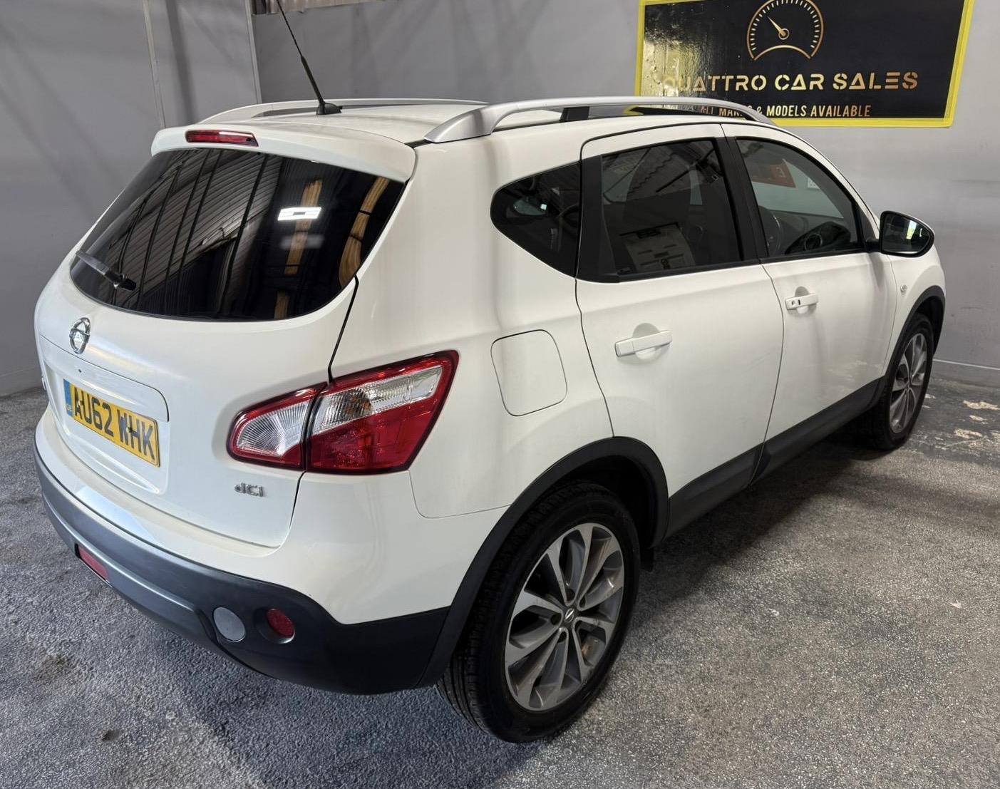 Nissan Qashqai 1.5 dCi Tekna SUV 5dr Diesel Manual 2WD Euro 5 (110 ps)
