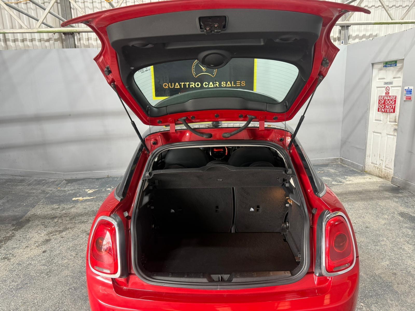 MINI Hatch 1.5 Cooper Hatchback 5dr Petrol Manual Euro 6 (s/s) (136 ps)