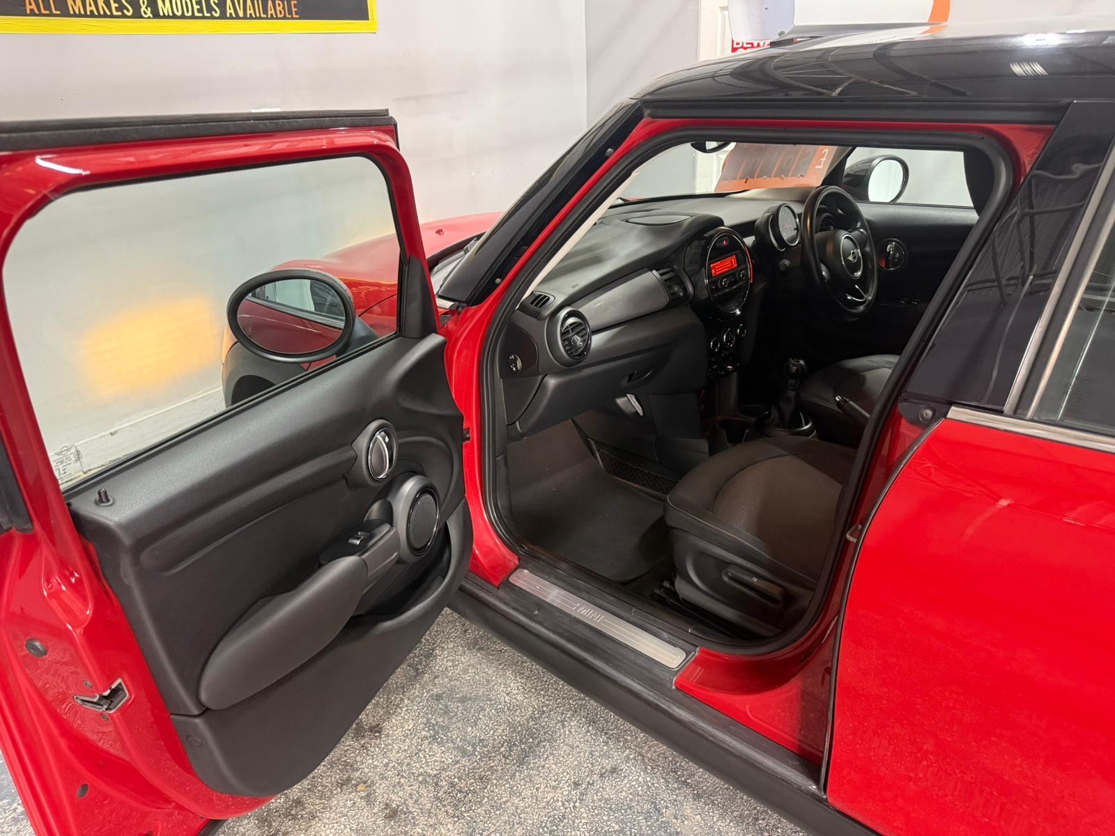 MINI Hatch 1.5 Cooper Hatchback 5dr Petrol Manual Euro 6 (s/s) (136 ps)