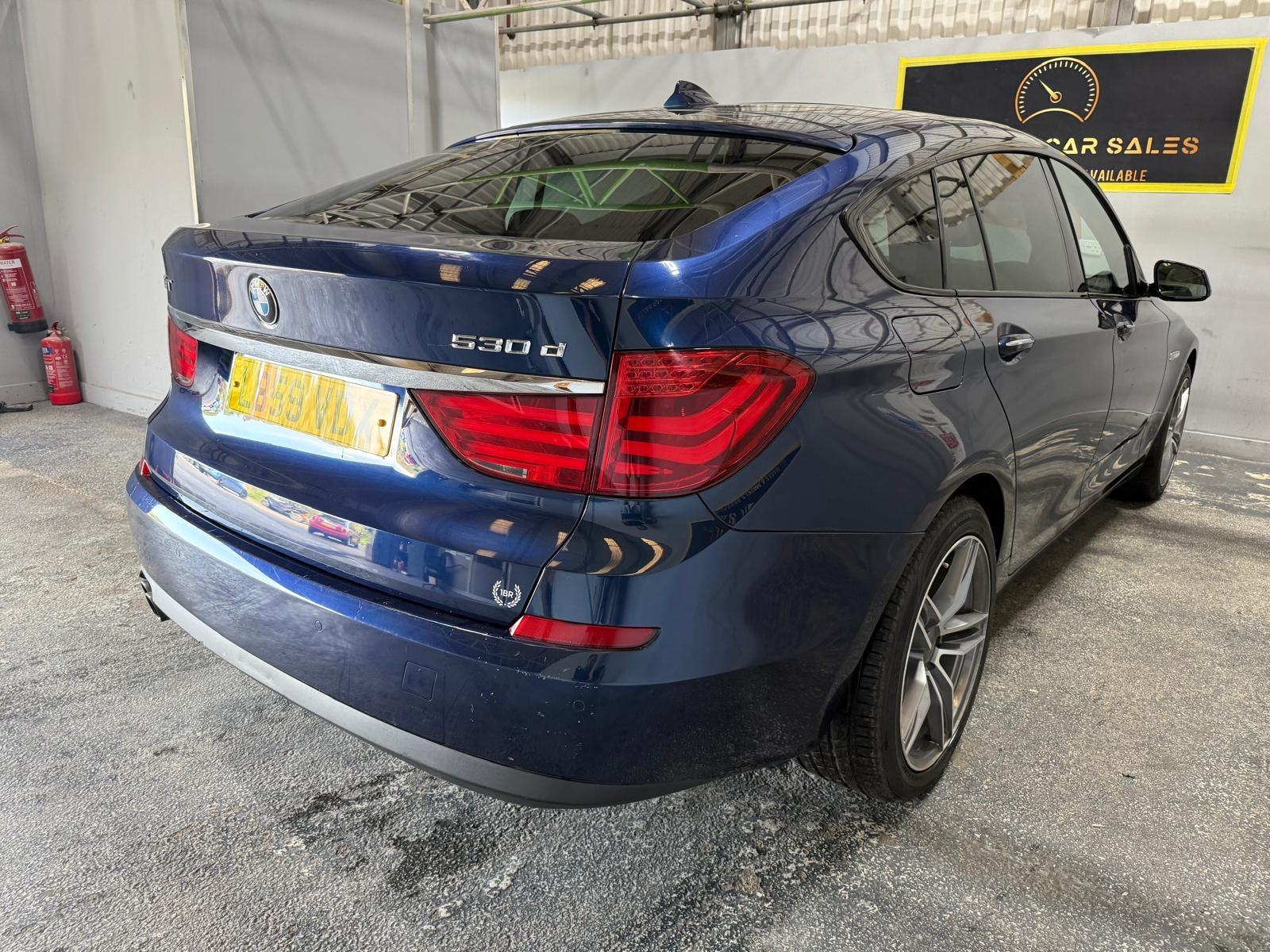 BMW 5 Series Gran Turismo 3.0 530d SE GT 5dr Diesel Steptronic Euro 5 (245 ps)