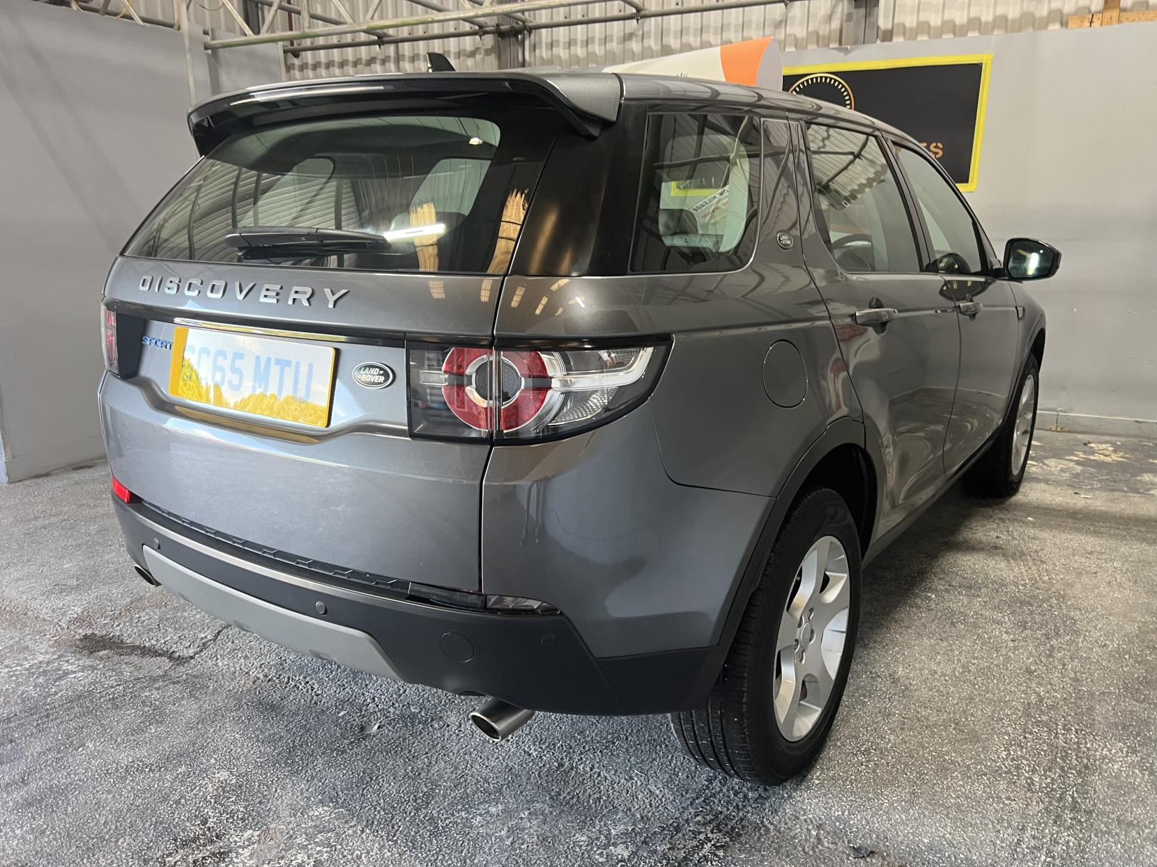 Land Rover Discovery Sport 2.0 TD4 SE SUV 5dr Diesel Manual 4WD Euro 6 (s/s) (5 Seat) (150 ps)