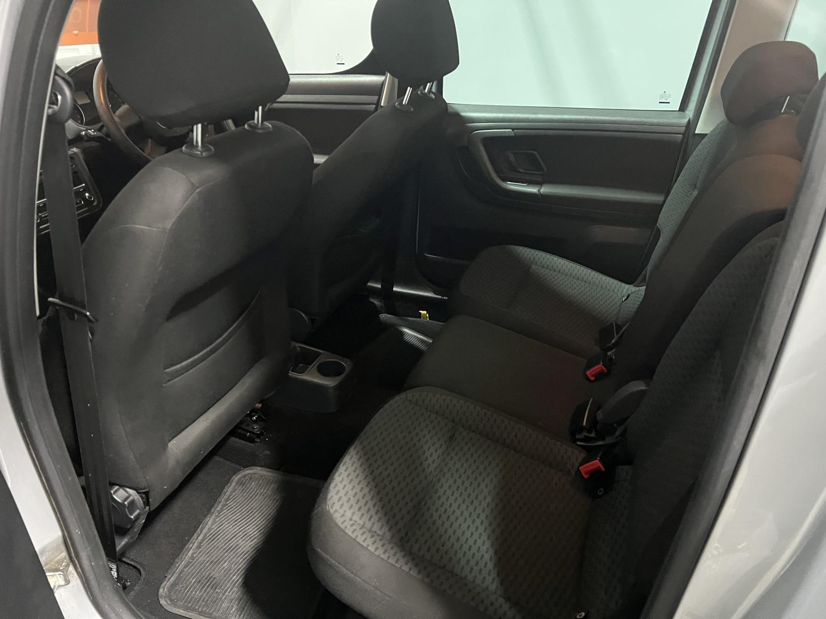 Skoda Roomster 1.6 TDI SE Plus MPV 5dr Diesel Manual Euro 5 (105 ps)