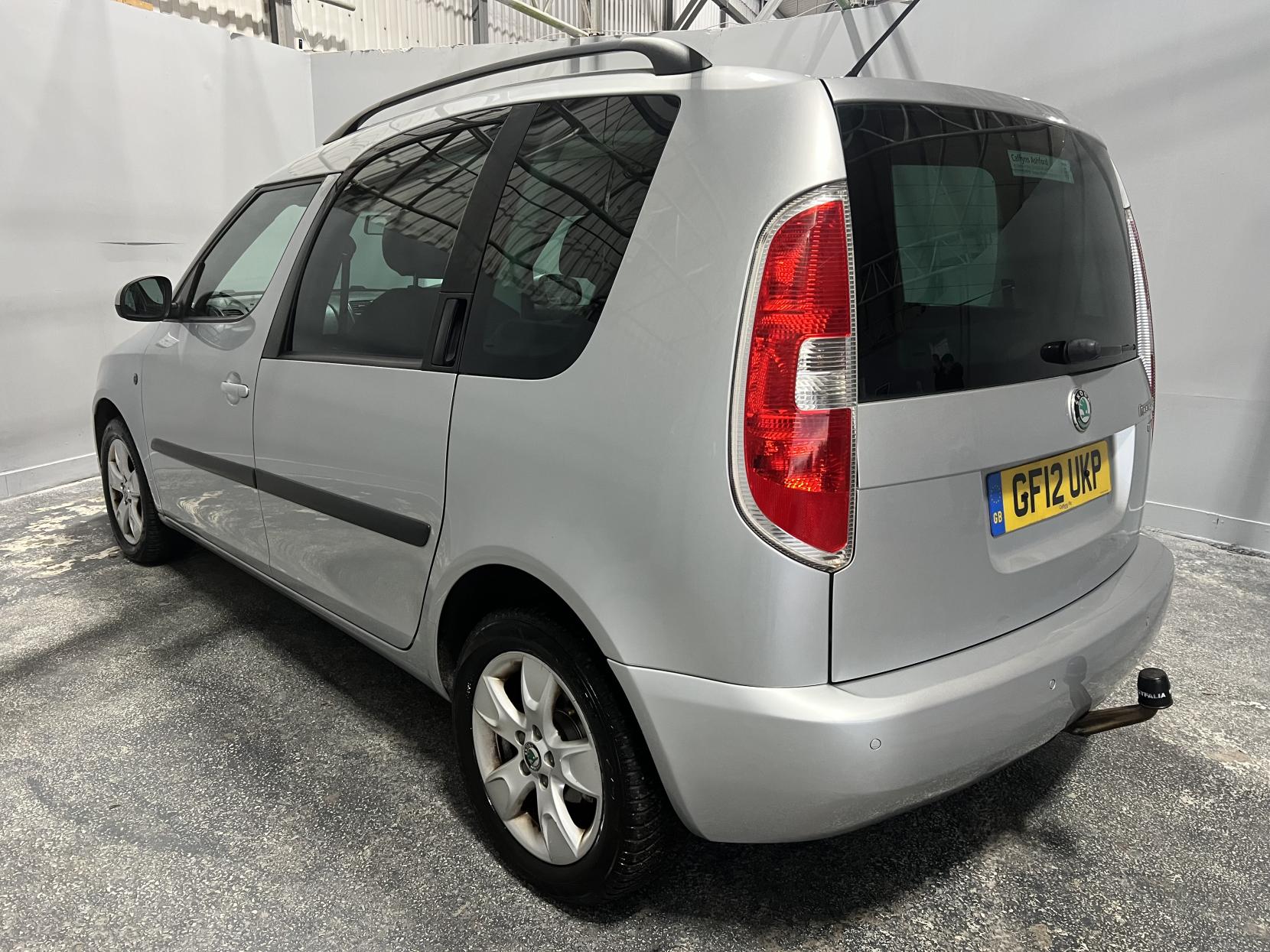 Skoda Roomster 1.6 TDI SE Plus MPV 5dr Diesel Manual Euro 5 (105 ps)