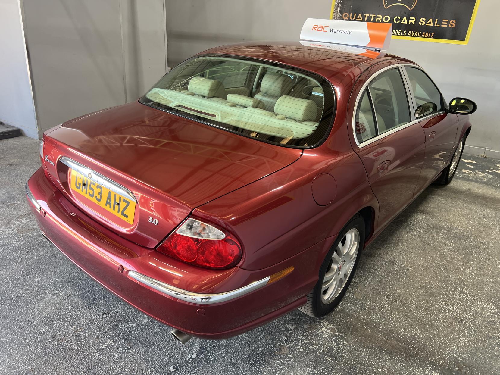 Jaguar S-Type 3.0 V6 SE Saloon 4dr Petrol Automatic (259 g/km, 240 bhp)