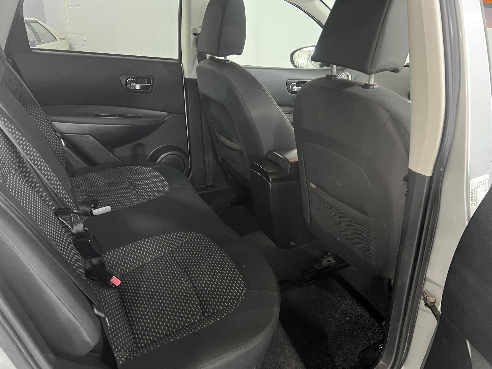 Nissan Qashqai 2.0 n-tec Hatchback 5dr Petrol CVT 4WD (201 g/km, 139 bhp)