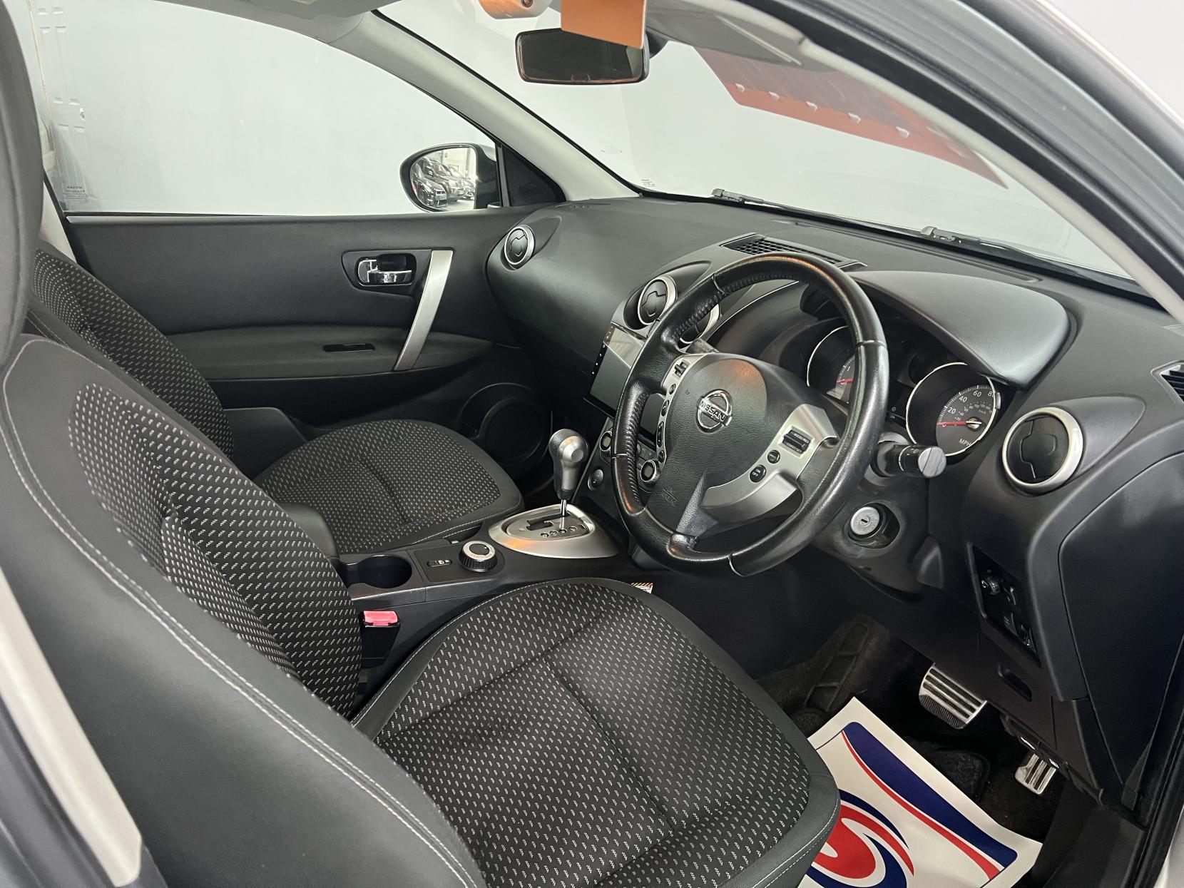 Nissan Qashqai 2.0 n-tec Hatchback 5dr Petrol CVT 4WD (201 g/km, 139 bhp)