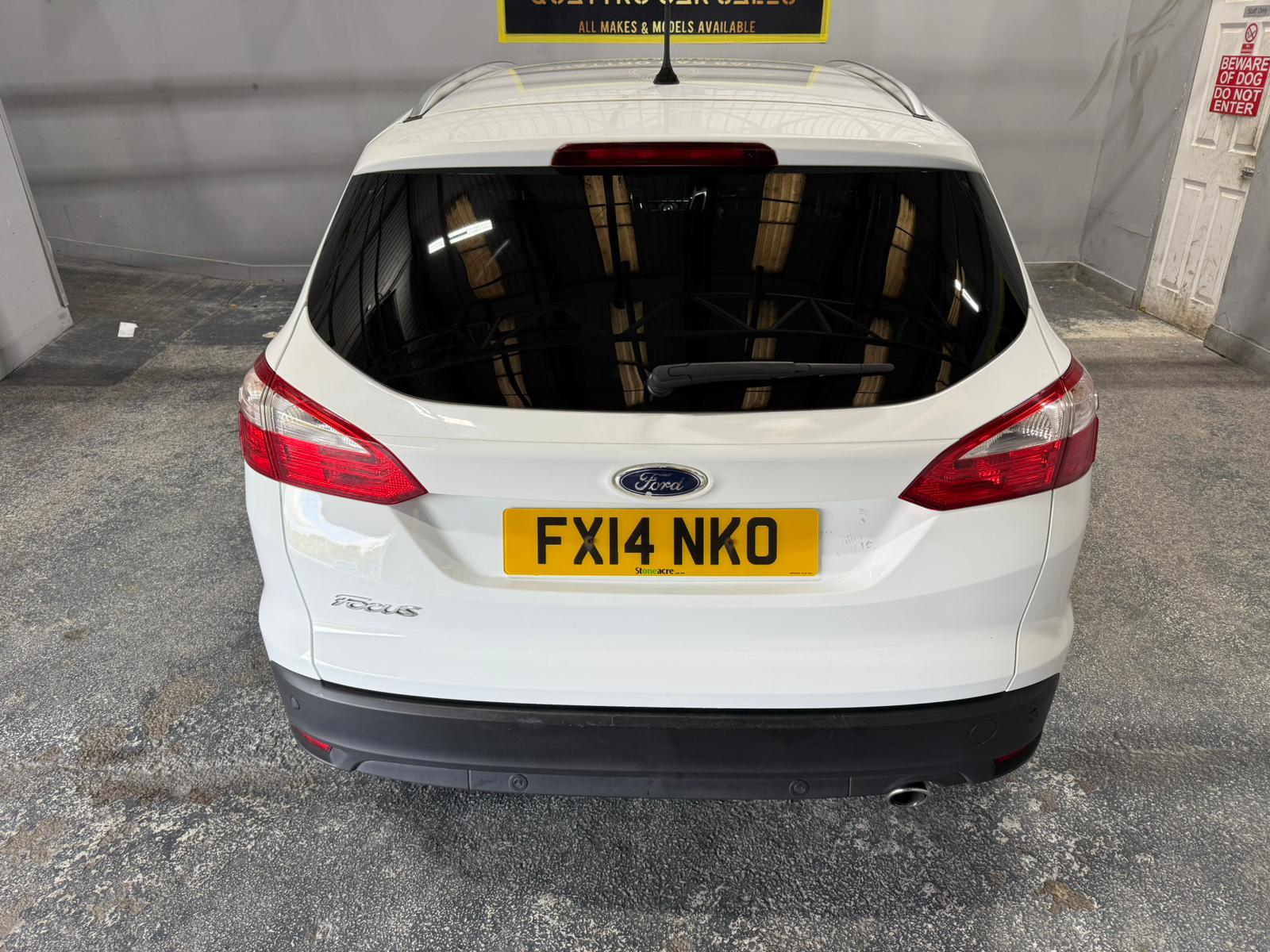 Ford Focus 2.0 TDCi Titanium Navigator Estate 5dr Diesel Powershift Euro 5 (140 ps)