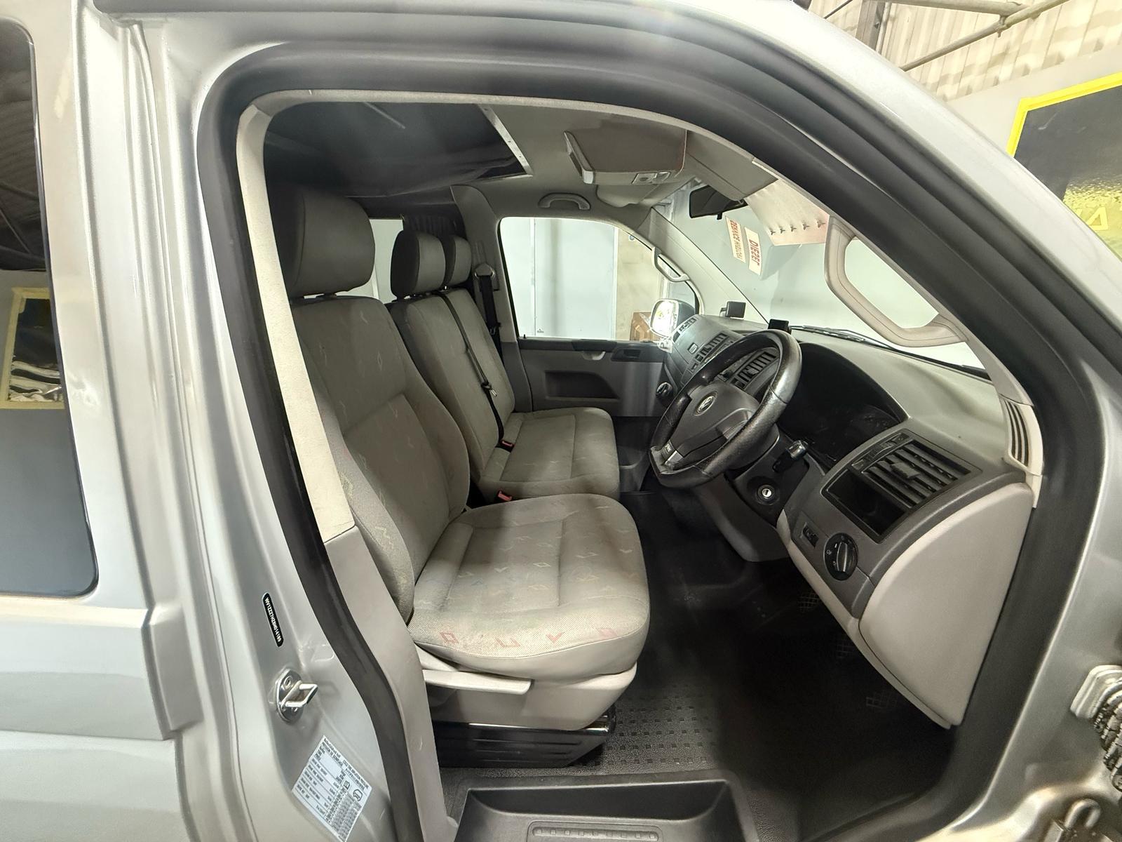 Volkswagen Transporter 2.5 TDI PD T30 Panel Van 4dr Diesel Manual L3 H1 (128 bhp)