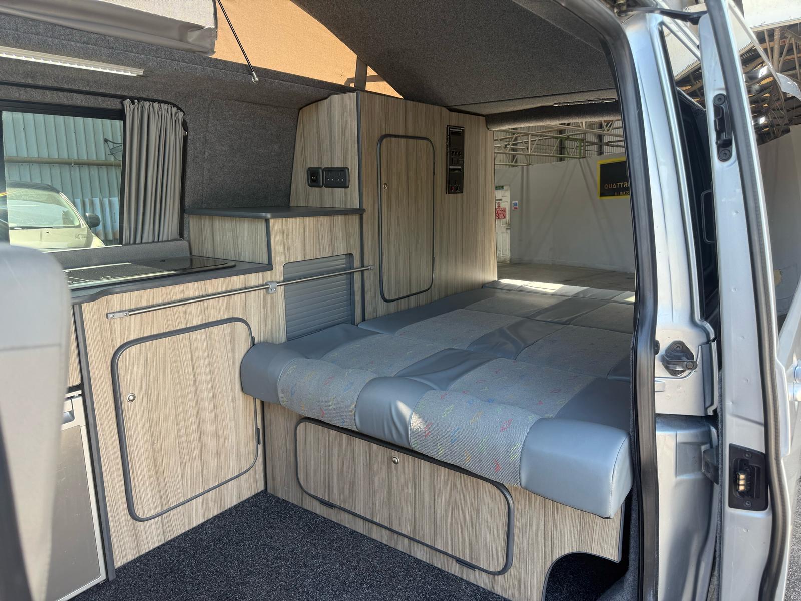 Volkswagen Transporter 2.5 TDI PD T30 Panel Van 4dr Diesel Manual L3 H1 (128 bhp)