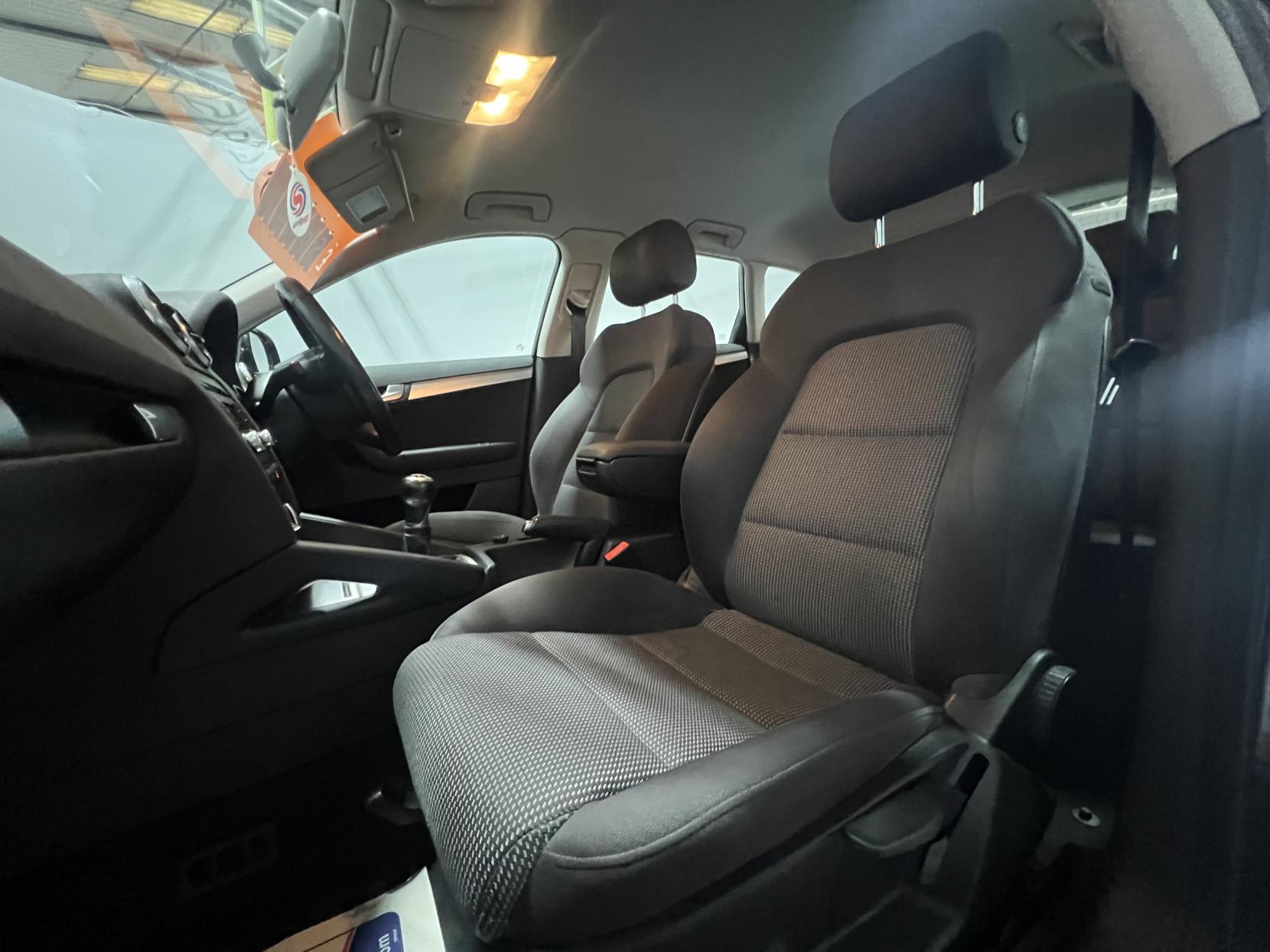 Audi A3 1.6 TDI Sport Sportback 5dr Diesel Manual Euro 5 (s/s) (105 ps)