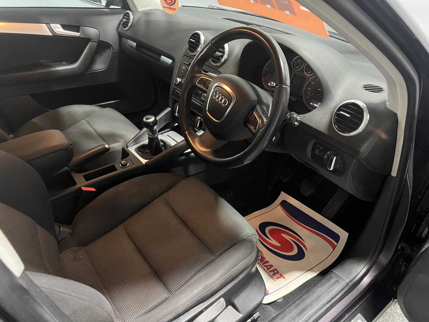 Audi A3 1.6 TDI Sport Sportback 5dr Diesel Manual Euro 5 (s/s) (105 ps)