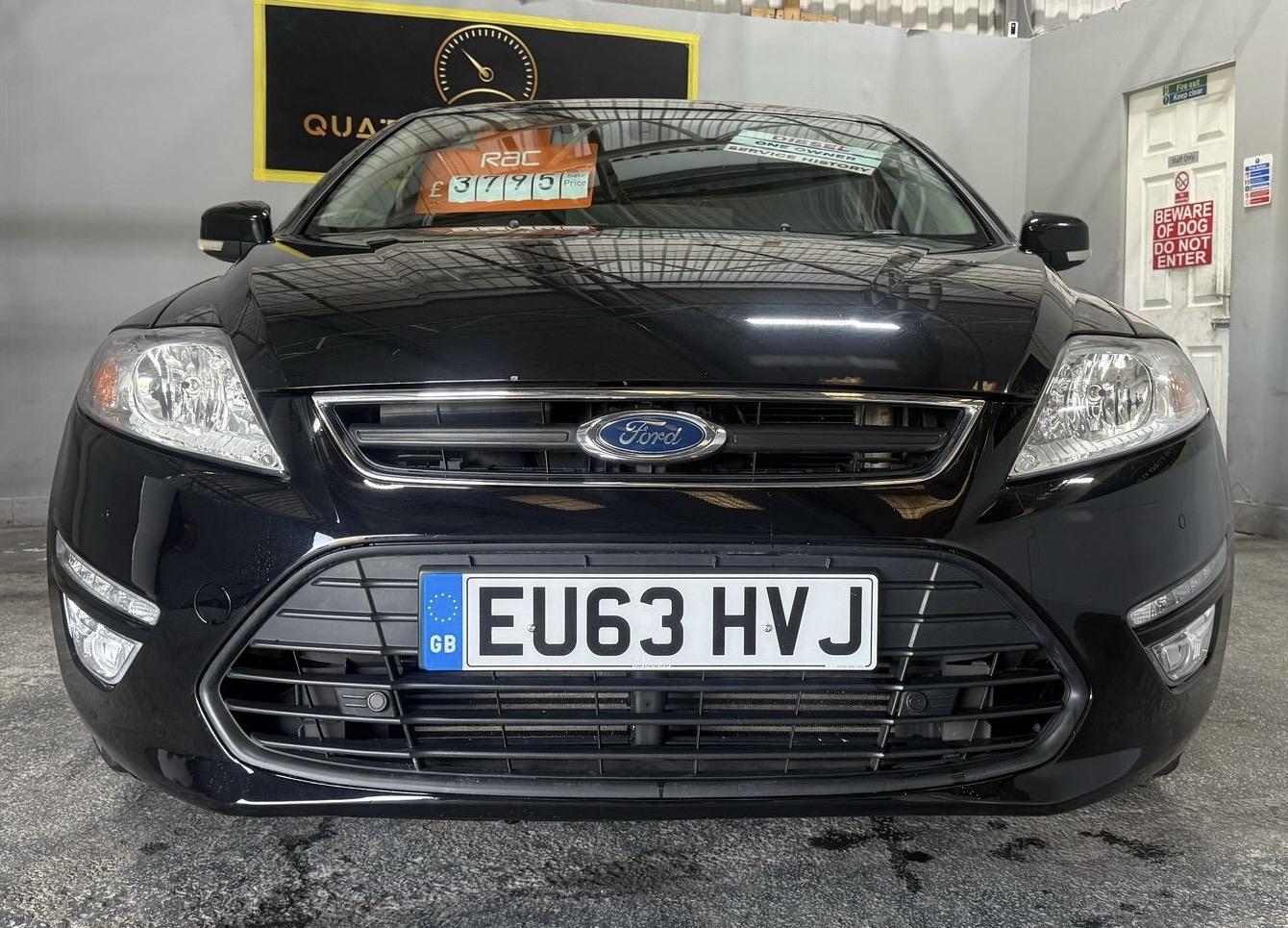 Ford Mondeo 2.0 TDCi Zetec Business Edition Hatchback 5dr Diesel Manual Euro 5 (140 ps)