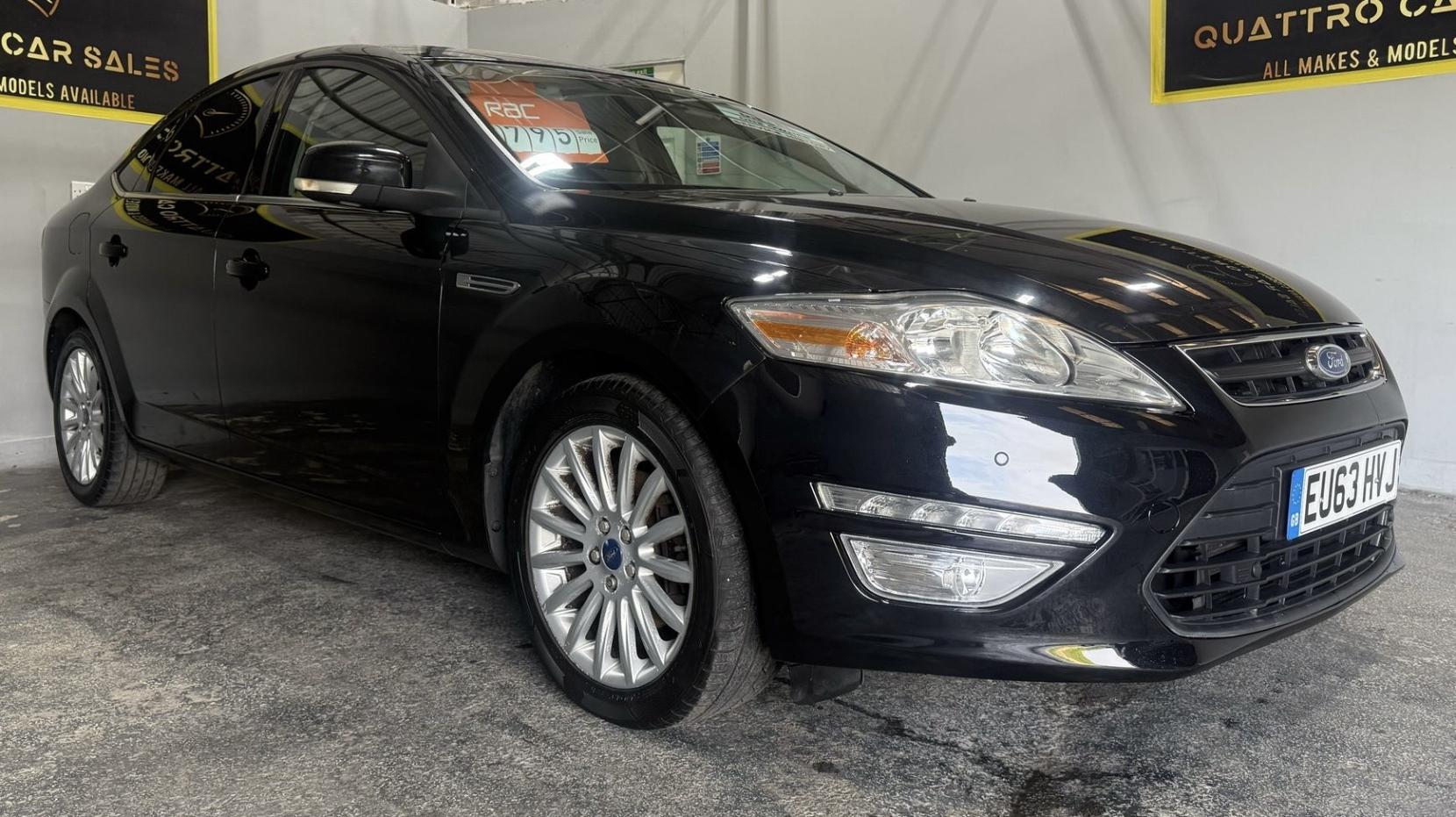 Ford Mondeo 2.0 TDCi Zetec Business Edition Hatchback 5dr Diesel Manual Euro 5 (140 ps)