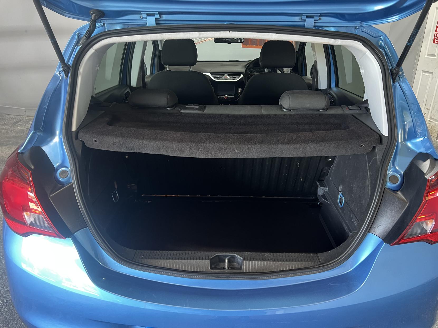 Vauxhall Corsa 1.4i ecoTEC Griffin Hatchback 5dr Petrol Manual Euro 6 (75 ps)