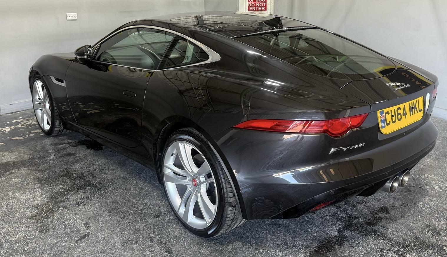 Jaguar F-Type 3.0 V6 S Coupe 2dr Petrol Auto Euro 5 (s/s) (380 ps)