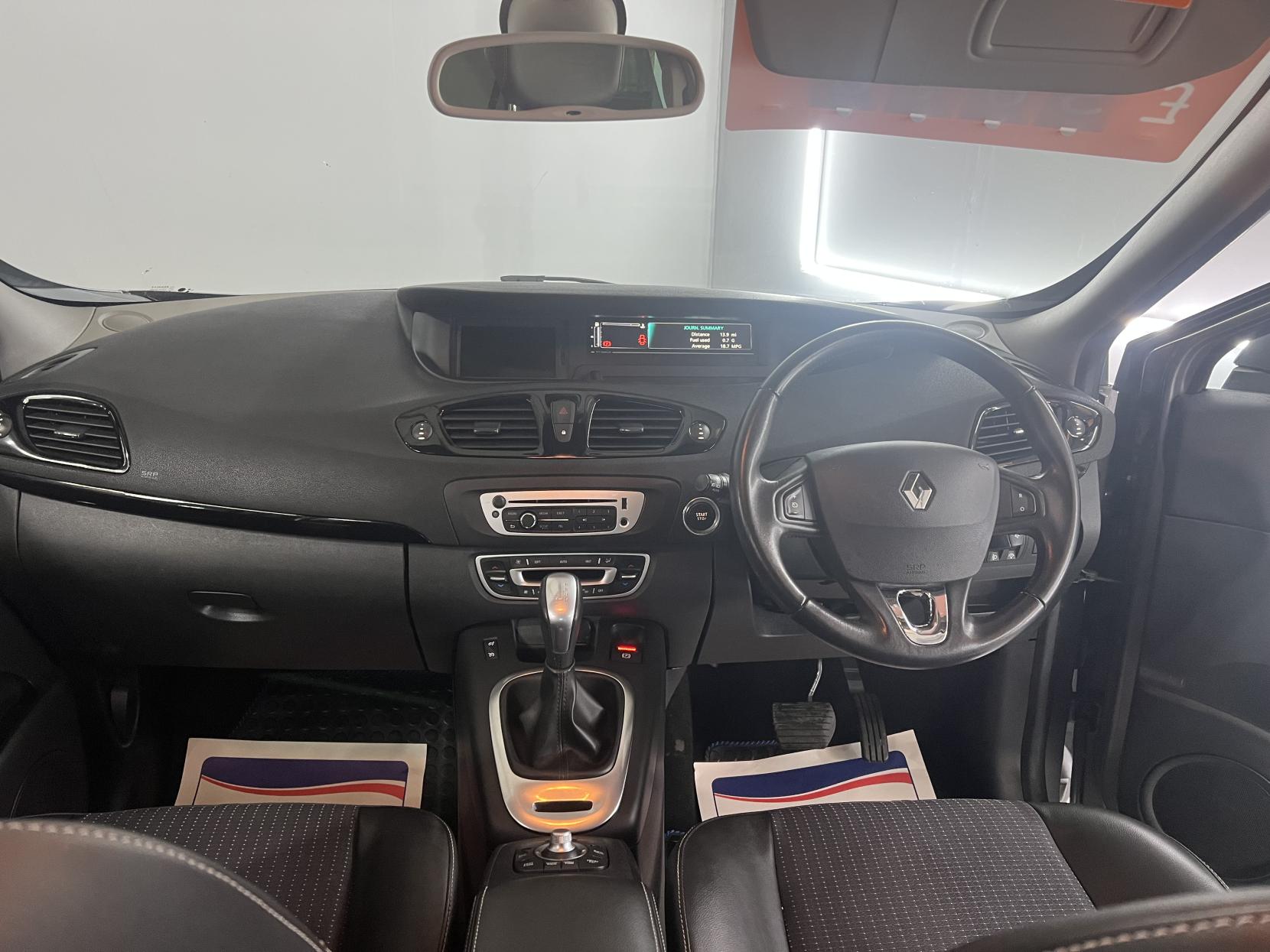 Renault Scenic 1.5 dCi Dynamique Nav MPV 5dr Diesel Auto Euro 6 (110 ps)