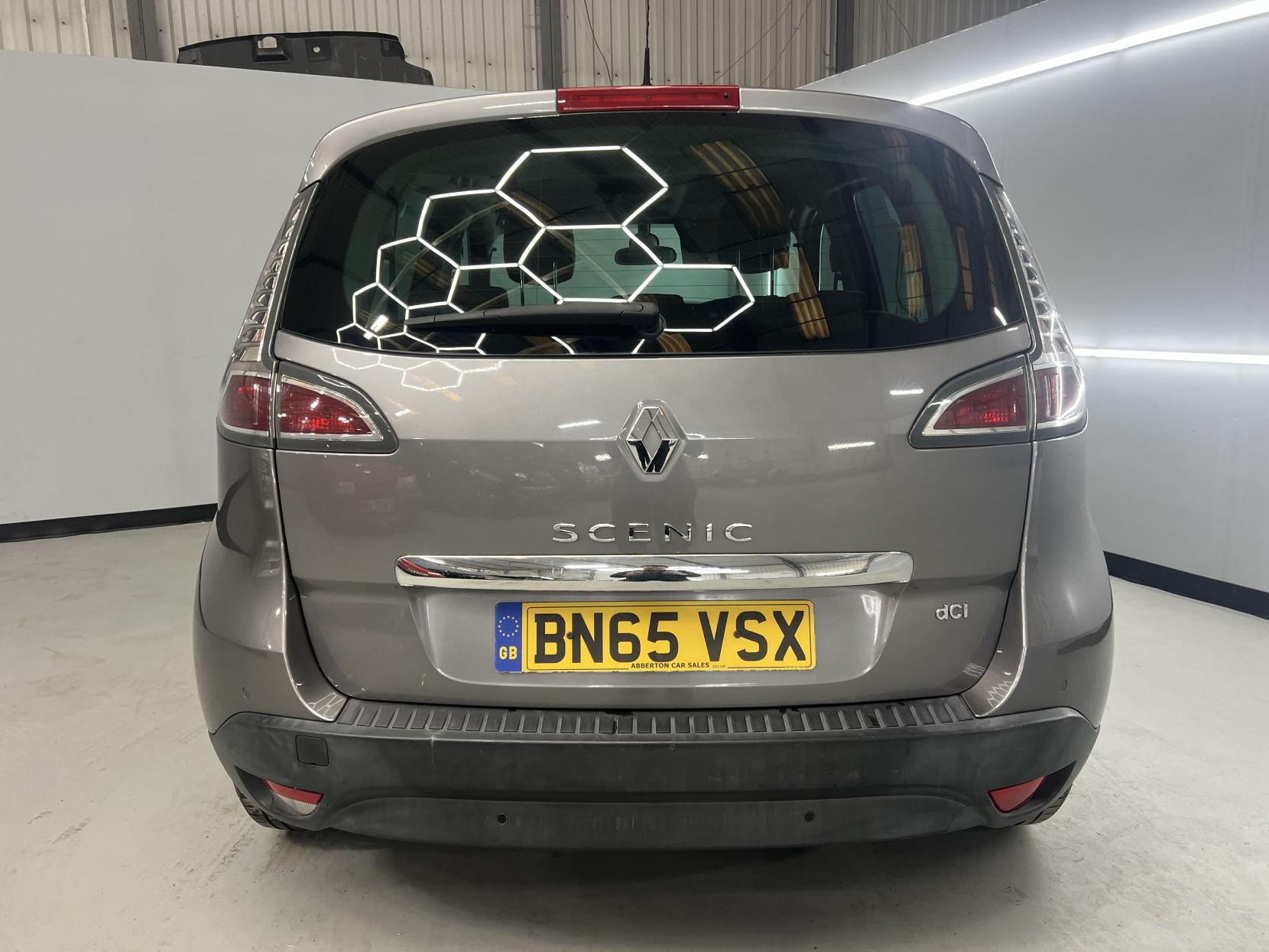 Renault Scenic 1.5 dCi Dynamique Nav MPV 5dr Diesel Auto Euro 6 (110 ps)