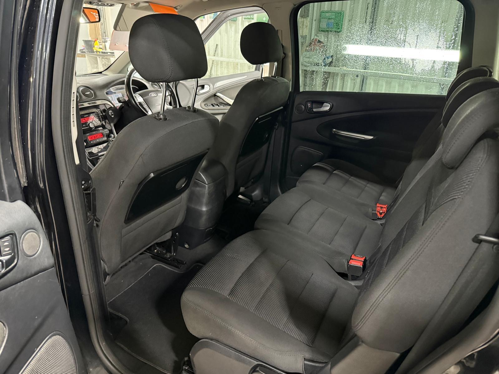 Ford Galaxy 2.0 TDCi Titanium MPV 5dr Diesel Powershift Euro 5 (140 ps)