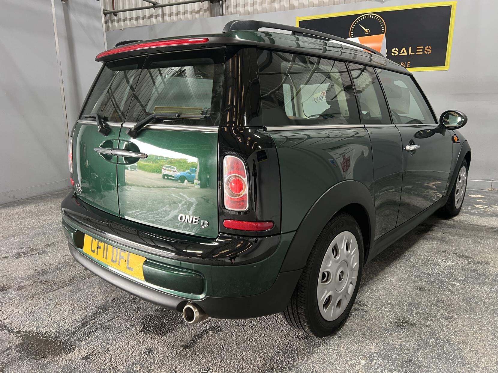 MINI Clubman 1.6 One D Estate 5dr Diesel Manual Euro 5 (s/s) (90 ps)
