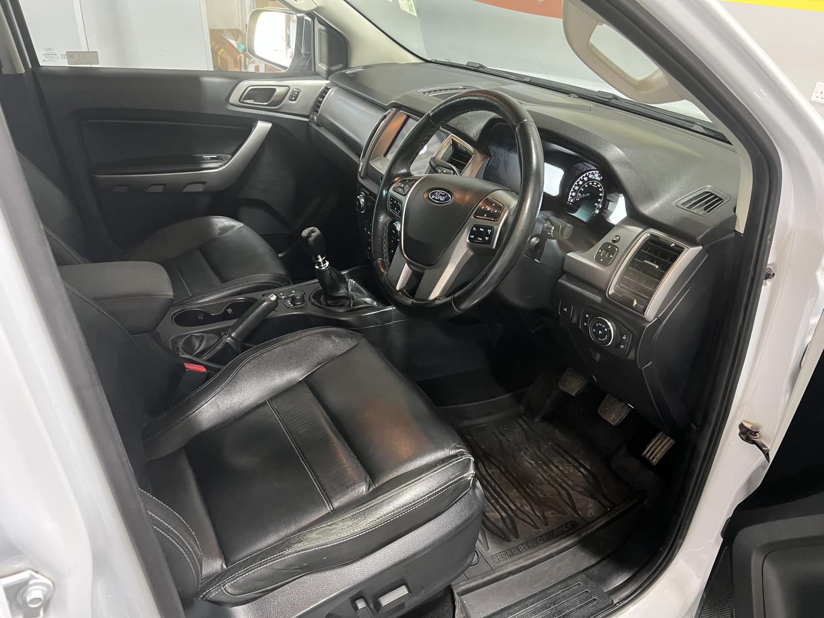 Ford Ranger 2.0 EcoBlue Limited Pickup Double Cab 4dr Diesel Manual 4WD Euro 6 (s/s) (170 ps)