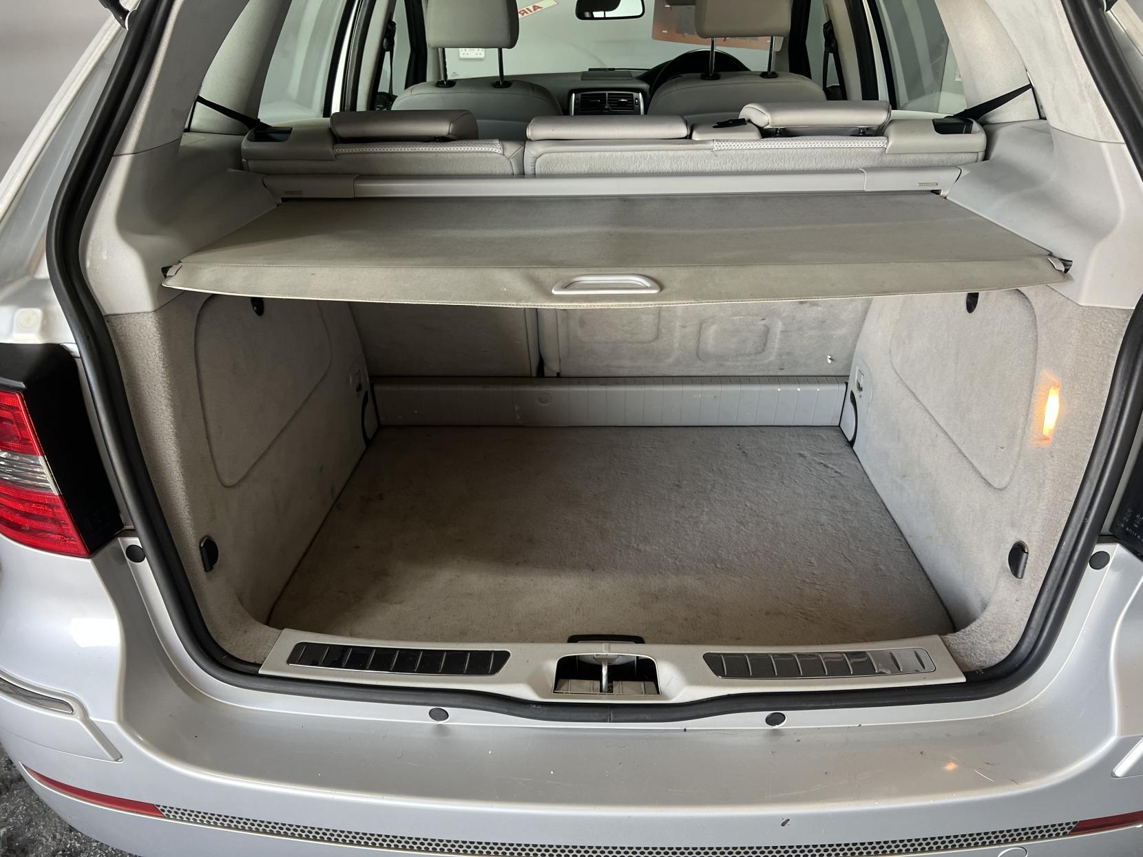 Mercedes-Benz B Class 2.0 B180 SE MPV 5dr Diesel Manual (146 g/km, 109 bhp)