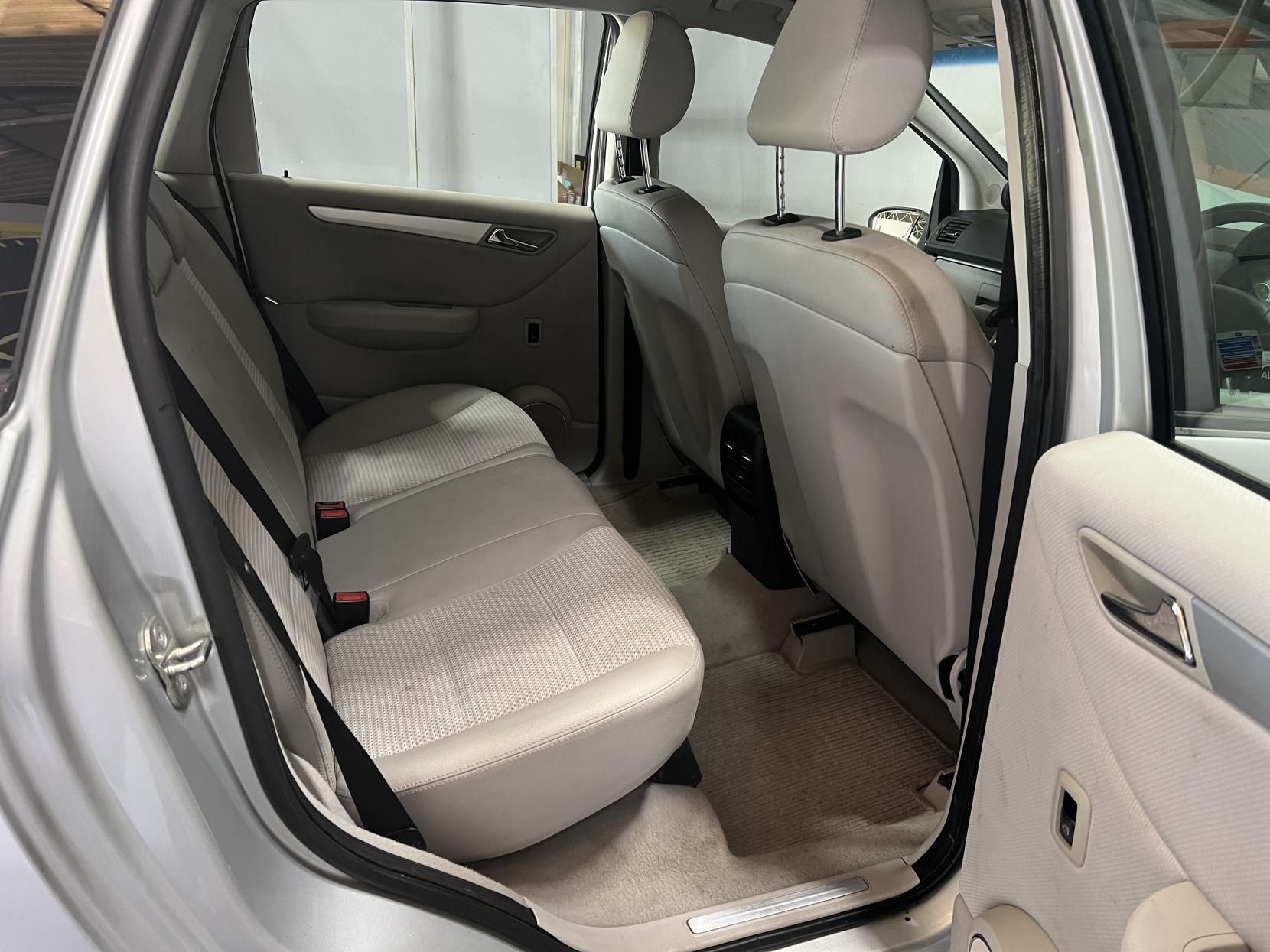 Mercedes-Benz B Class 2.0 B180 SE MPV 5dr Diesel Manual (146 g/km, 109 bhp)