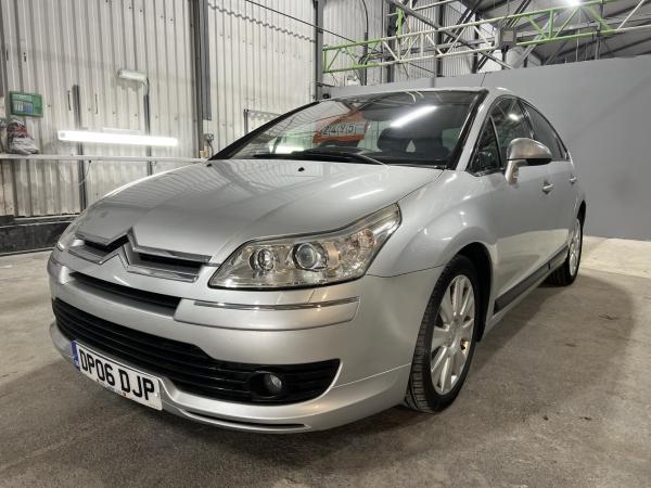 Citroen C4 2.0i 16V Exclusive Hatchback 5dr Petrol Automatic (193 g/km, 143 bhp)