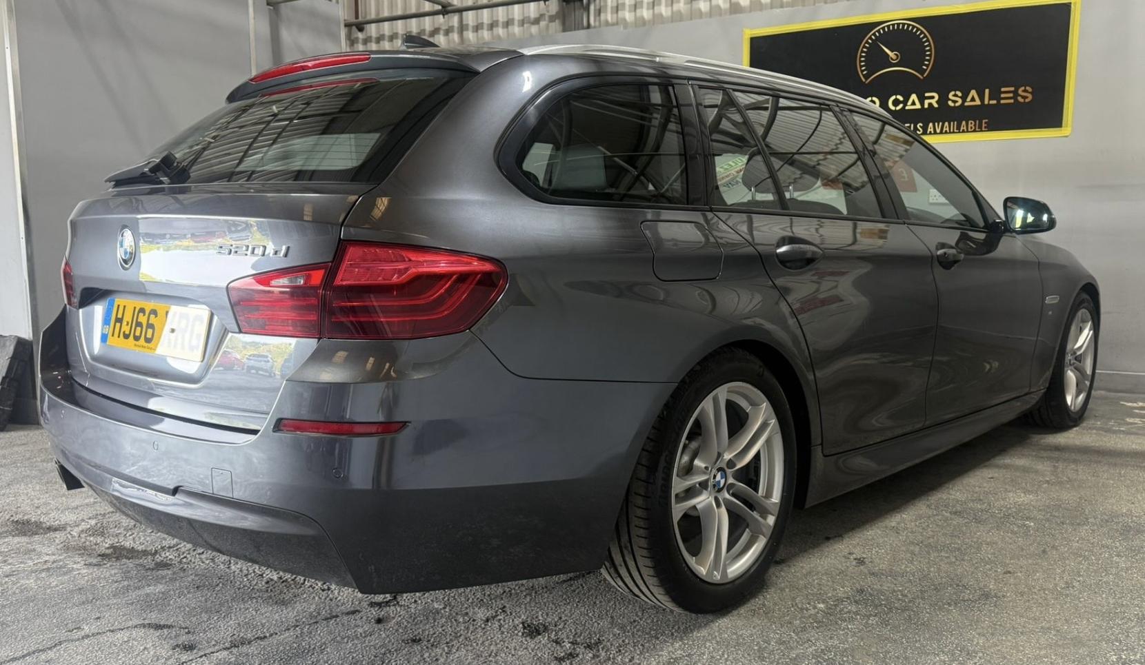 BMW 5 Series 2.0 520d M Sport Touring 5dr Diesel Auto Euro 6 (s/s) (190 ps)