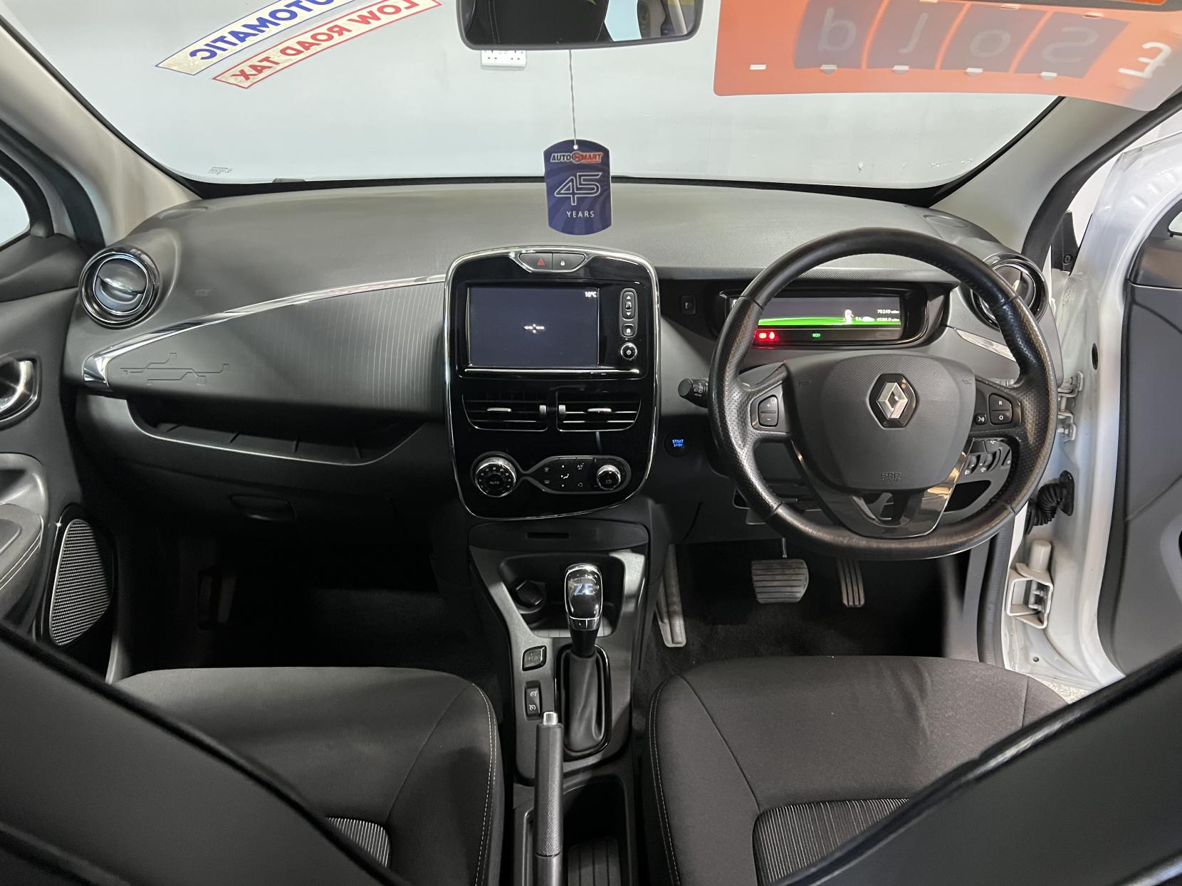 Renault Zoe R110 41kWh Dynamique Nav Hatchback 5dr Electric Auto (i) (107 bhp)