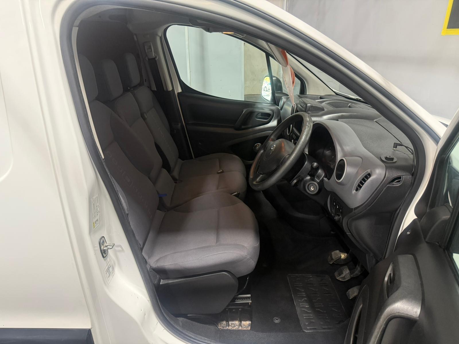 Citroen Berlingo 1.6 BlueHDi 625 Enterprise Panel Van 5dr Diesel Manual L1 (112 g/km, 75 bhp)