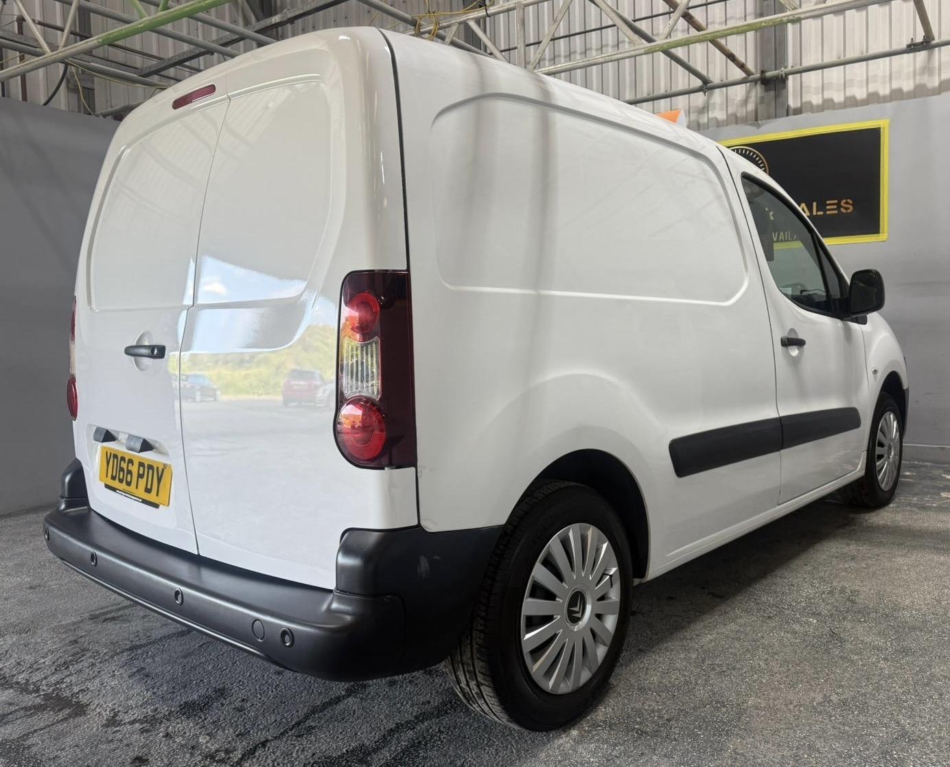Citroen Berlingo 1.6 BlueHDi 625 Enterprise Panel Van 5dr Diesel Manual L1 (112 g/km, 75 bhp)