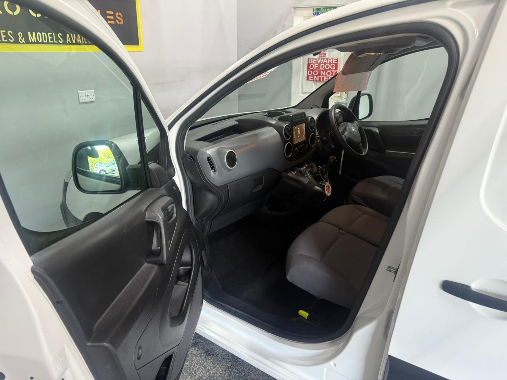 Citroen Berlingo 1.6 BlueHDi 625 Enterprise Panel Van 5dr Diesel Manual L1 (112 g/km, 75 bhp)