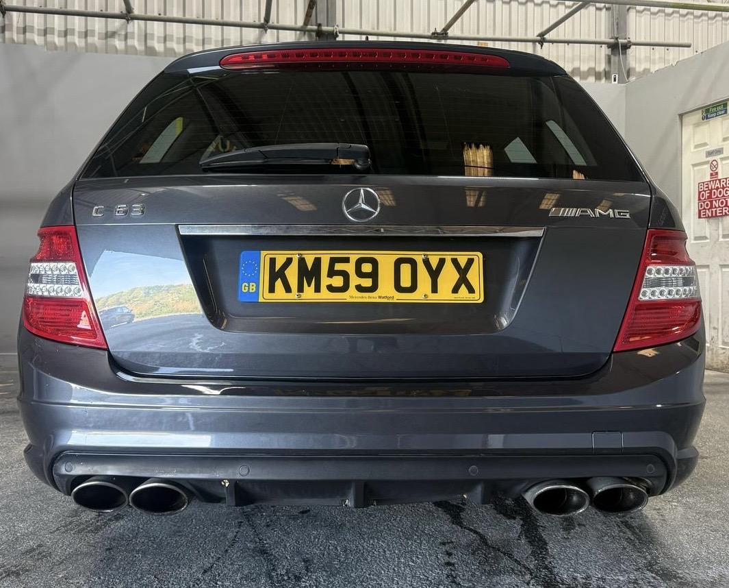 Mercedes-Benz C Class 6.3 C63 V8 AMG Estate 5dr Petrol G-Tronic Euro 4 (457 ps)