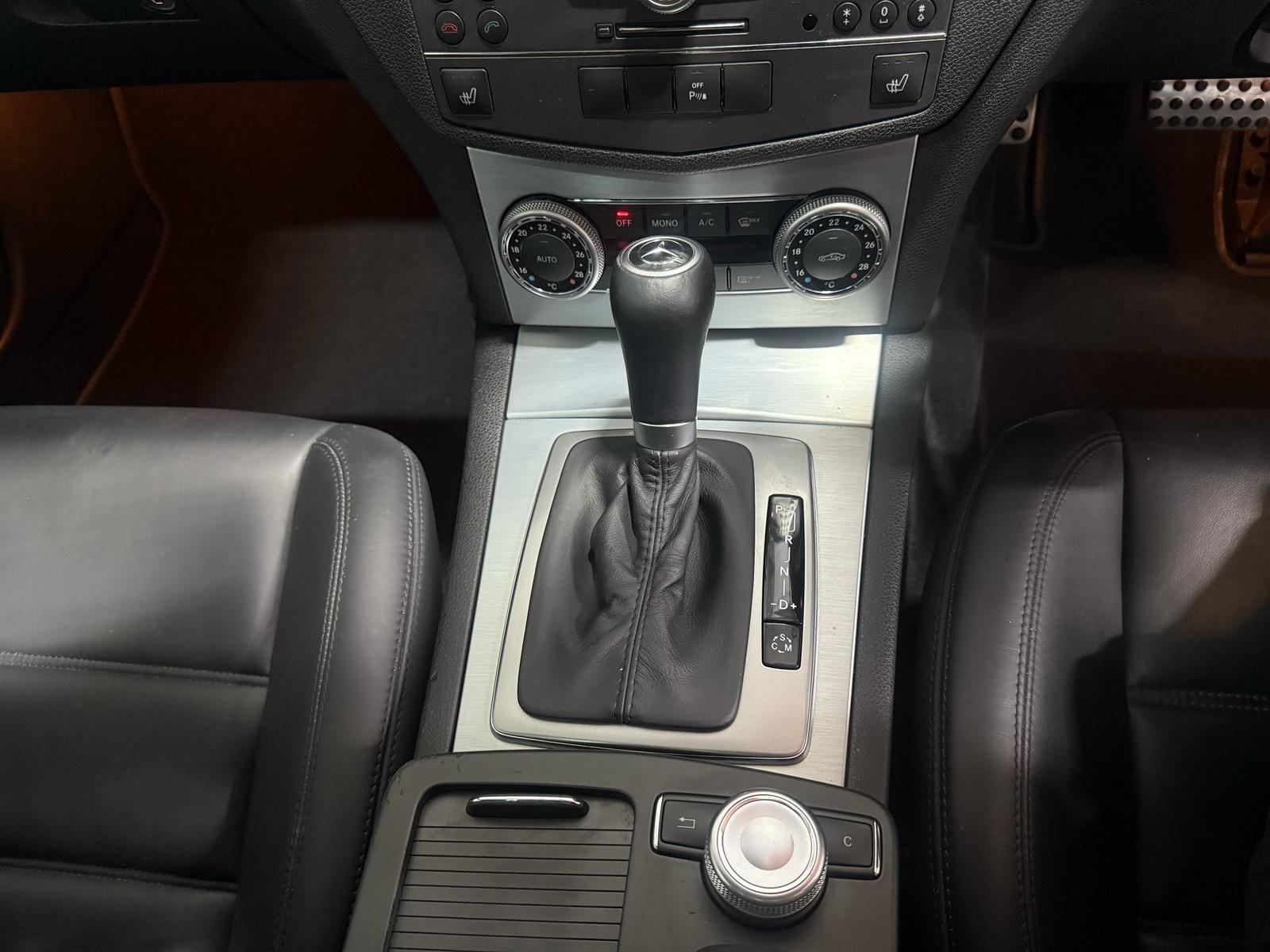Mercedes-Benz C Class 6.3 C63 V8 AMG Estate 5dr Petrol G-Tronic Euro 4 (457 ps)