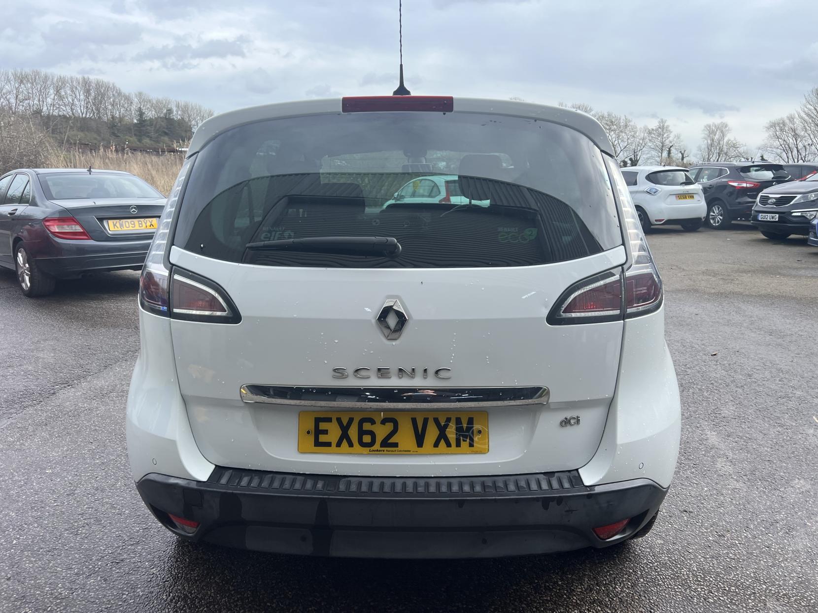 Renault Scenic 1.5 dCi Dynamique TomTom MPV 5dr Diesel Manual Euro 5 (s/s) (110 ps)