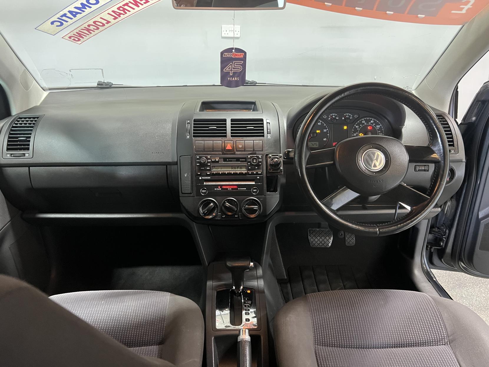 Volkswagen Polo 1.4 SE Hatchback 5dr Petrol Automatic (182 g/km, 75 bhp)